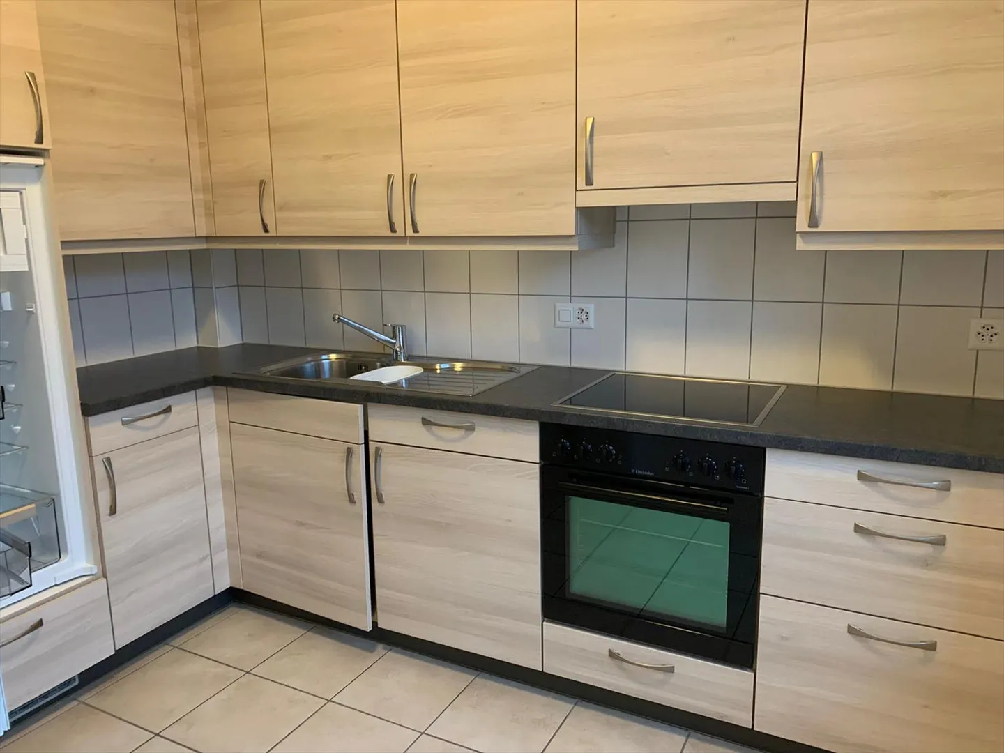 Bell'appartamento, idealmente situato. - Foto 5 di 8