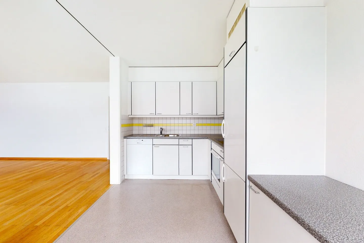 Appartamento luminoso 3 locali a Muttenz - Foto 2 di 7