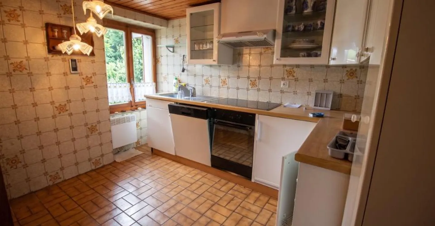 Charming Townhouse in Bercher - Photo 4 of 10