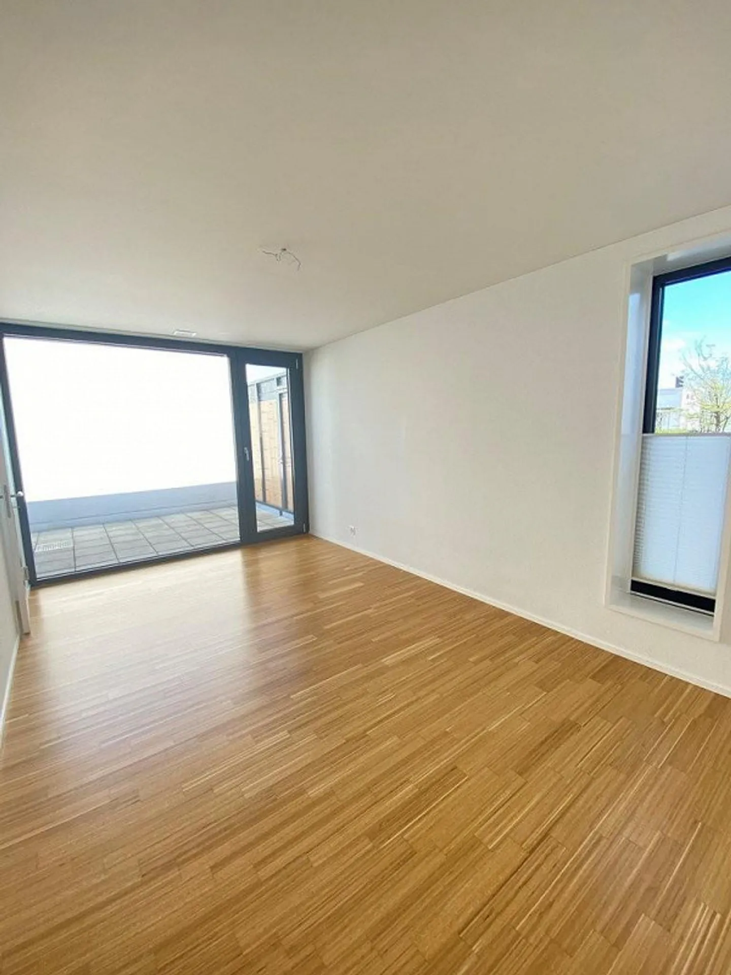 Appartement lumineux de 3,5 pièces - Photo 4 sur 8