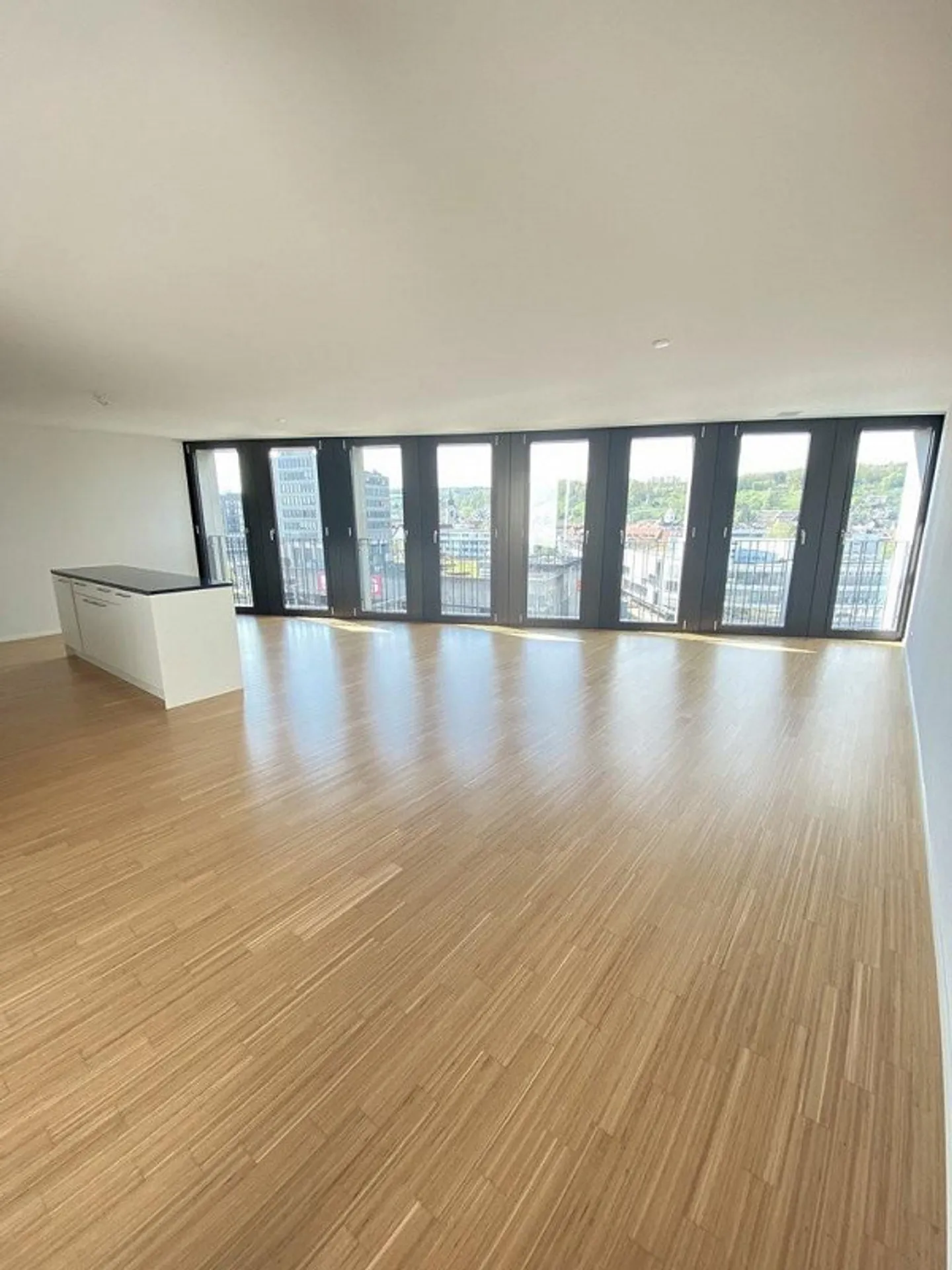 Appartement lumineux de 3,5 pièces - Photo 5 sur 8