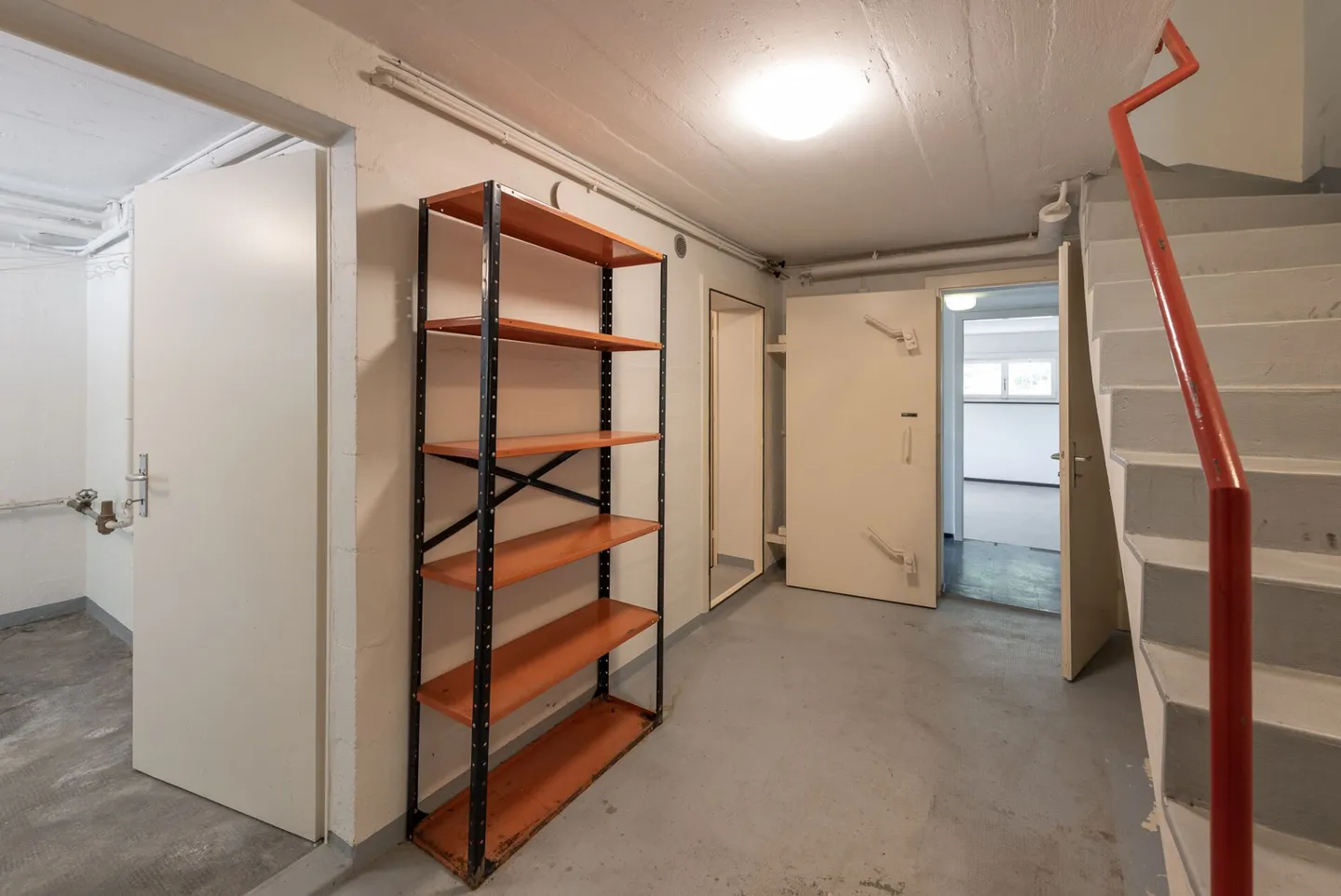 Freistehendes Einfamilienhaus mit Garage - Foto 14 von 15