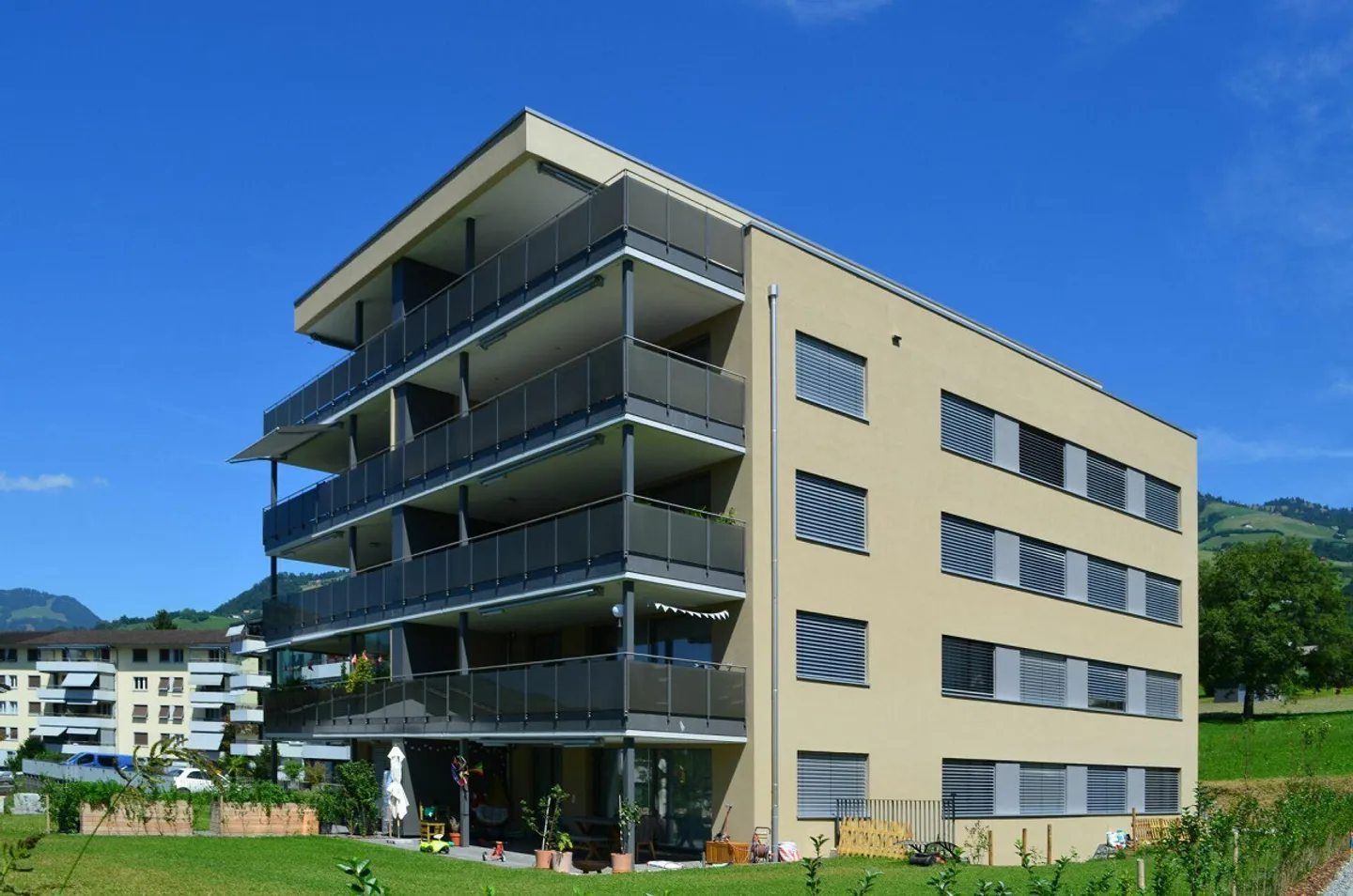 Appartamento nuovo attraente di 3,5 locali - Foto 6 di 10