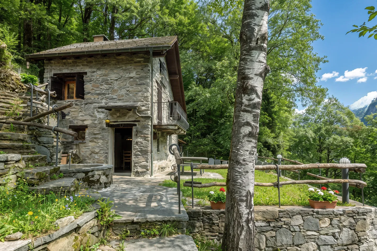 Charakteristisches rustikales Haus mit großem Garten - Foto 11 von 12
