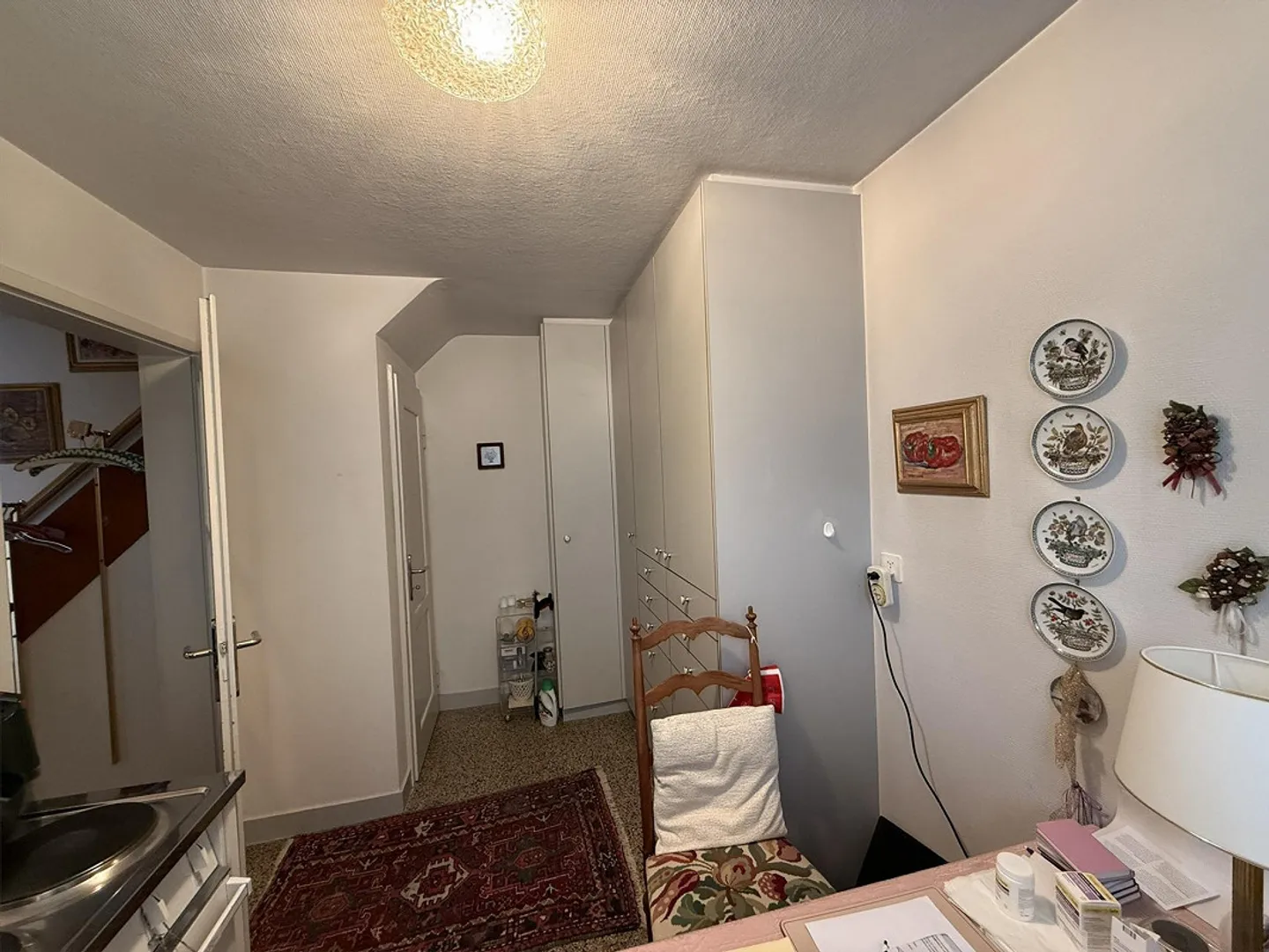 Charmante maison de rangée de 4,5 pièces avec jardin - Photo 6 sur 16