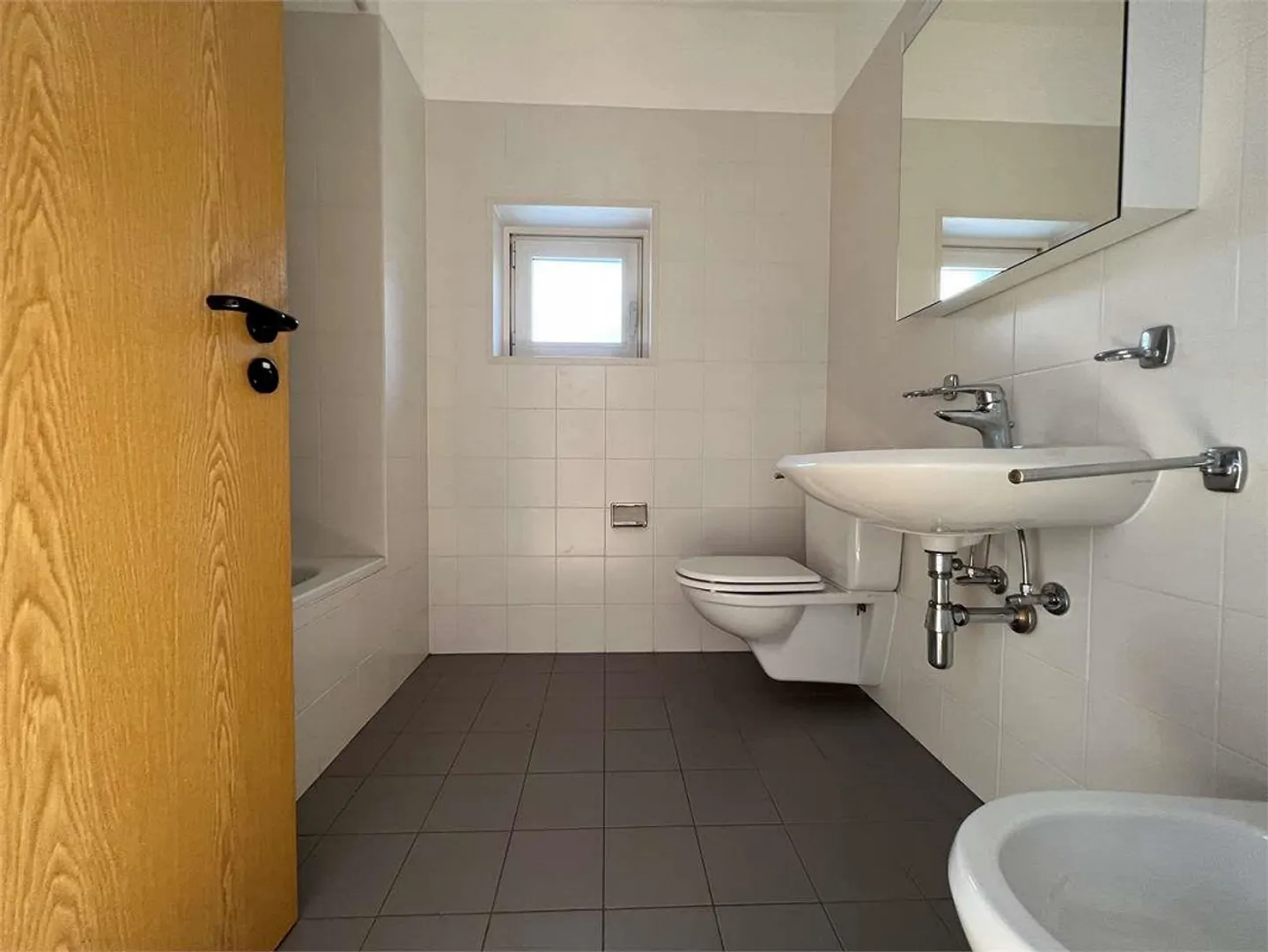 Ref. 2415 Balerna zur Miete 2.5 - 3.5 - 4.5 Zimmer - Foto 5 von 6