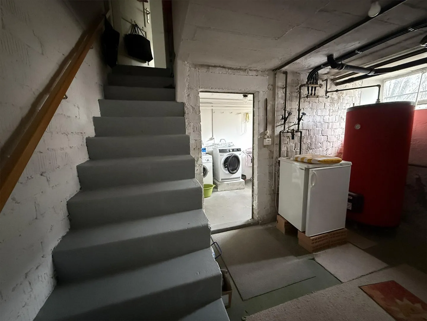 Charmante maison de rangée de 4,5 pièces avec jardin - Photo 12 sur 16