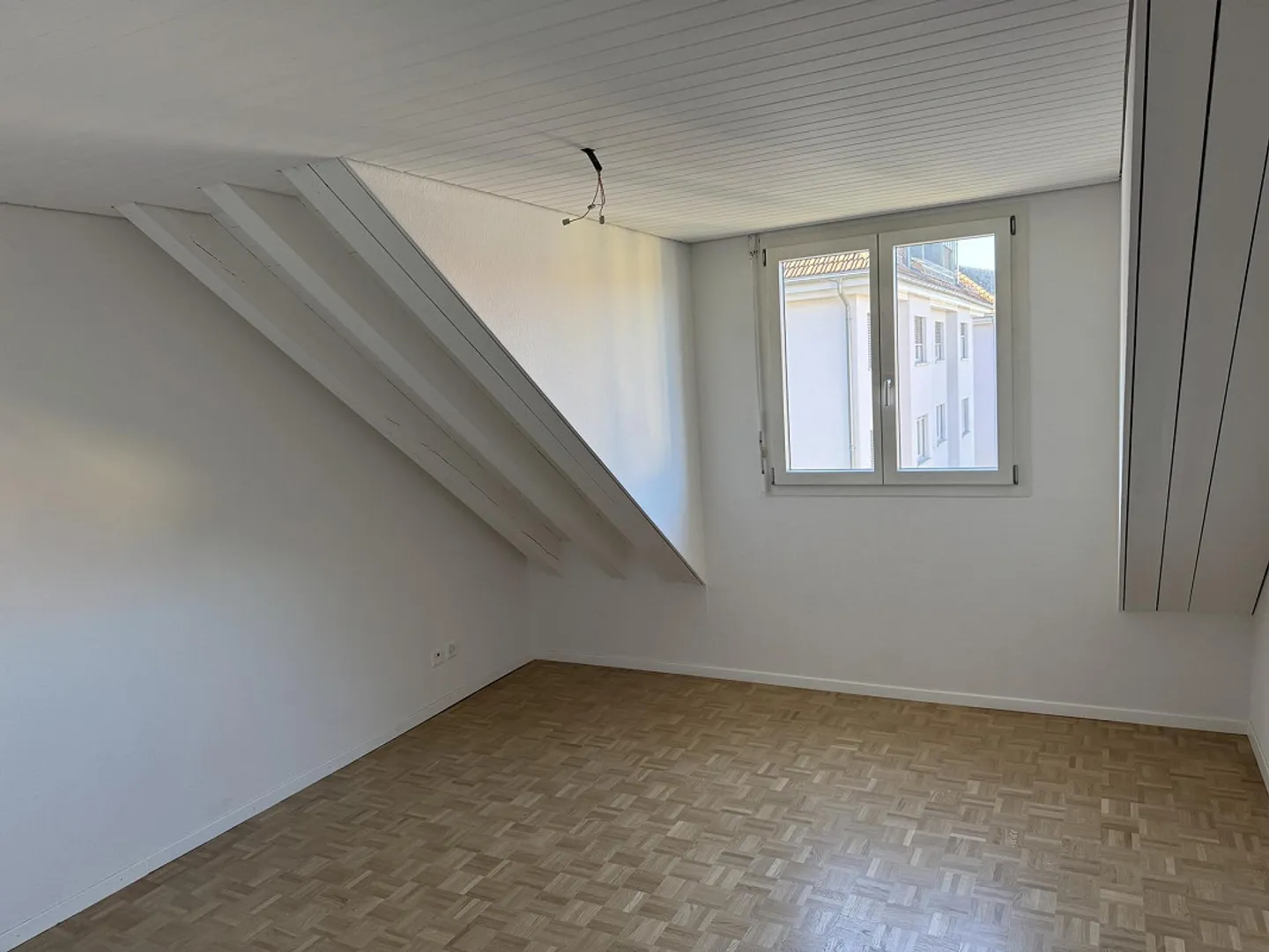 Schöne, zentral gelegene 3.5 Zimmerwohnung - Foto 5 von 12