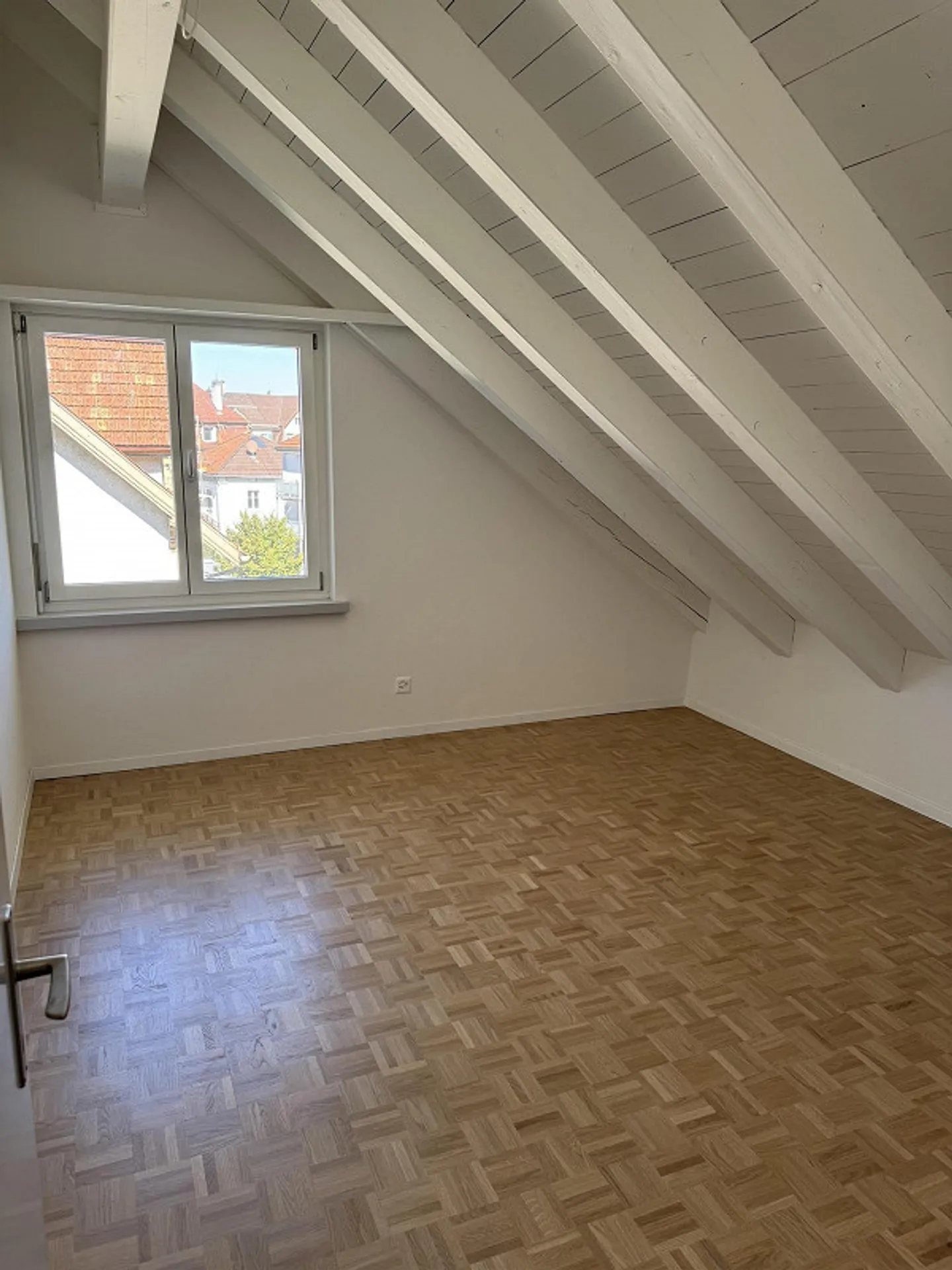 Schöne, zentral gelegene 3.5 Zimmerwohnung - Foto 9 von 12