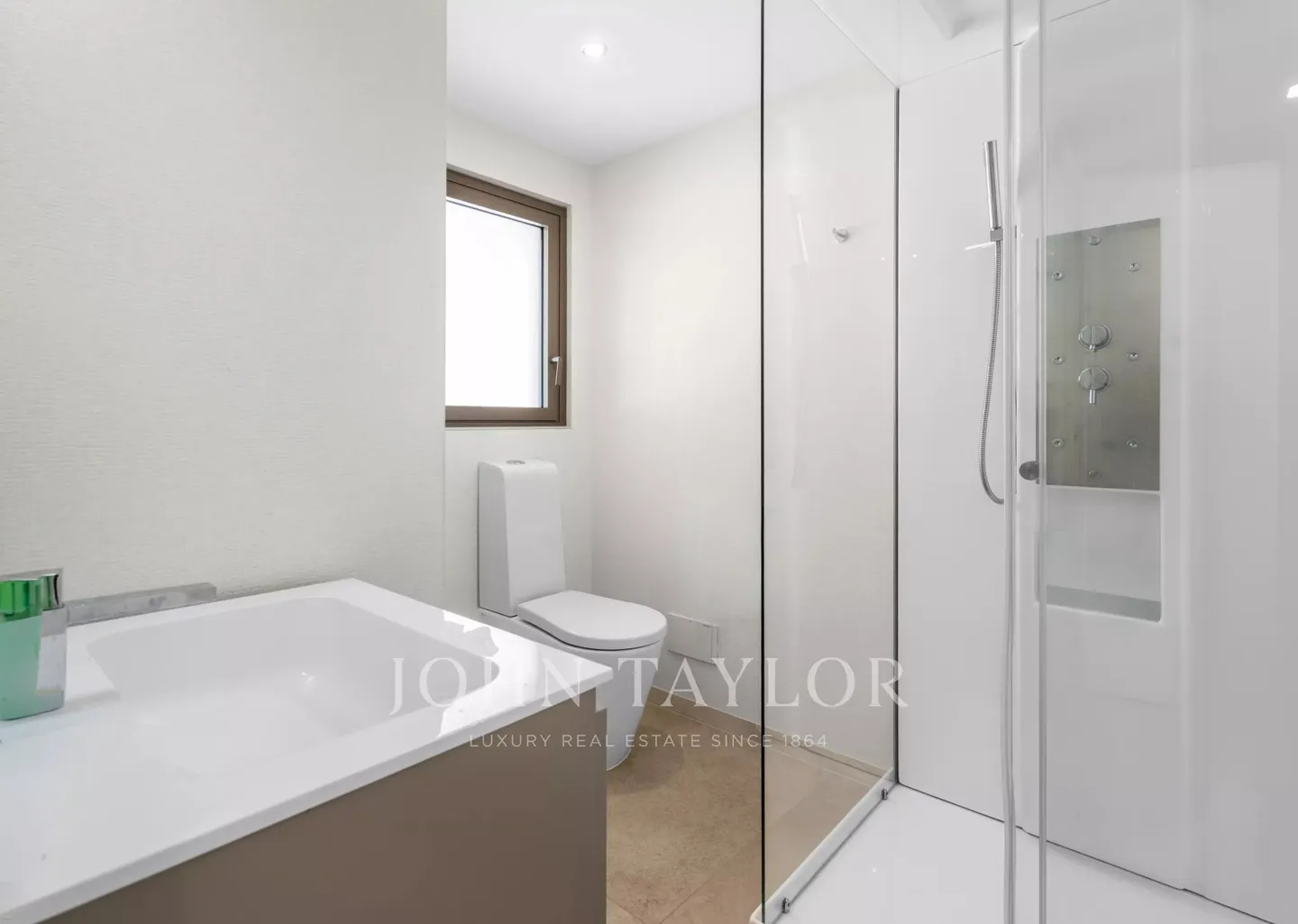 Geräumiges Chalet mit Alpenblick - Foto 8 von 10