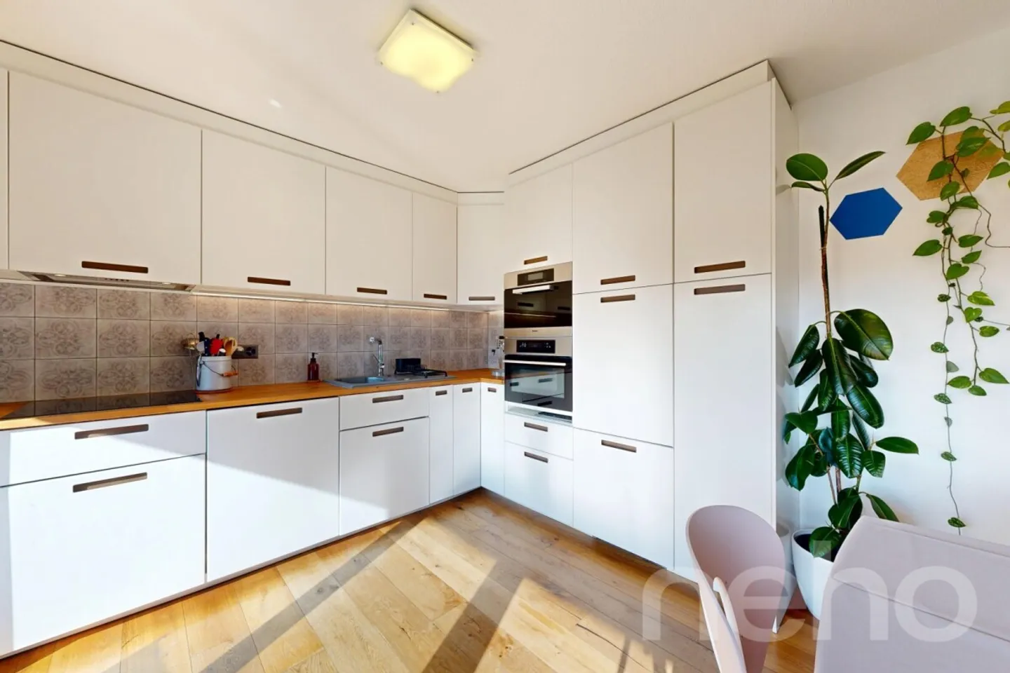 Lovely 4.5-room duplex in a peaceful location in Renens - Photo 5 of 12