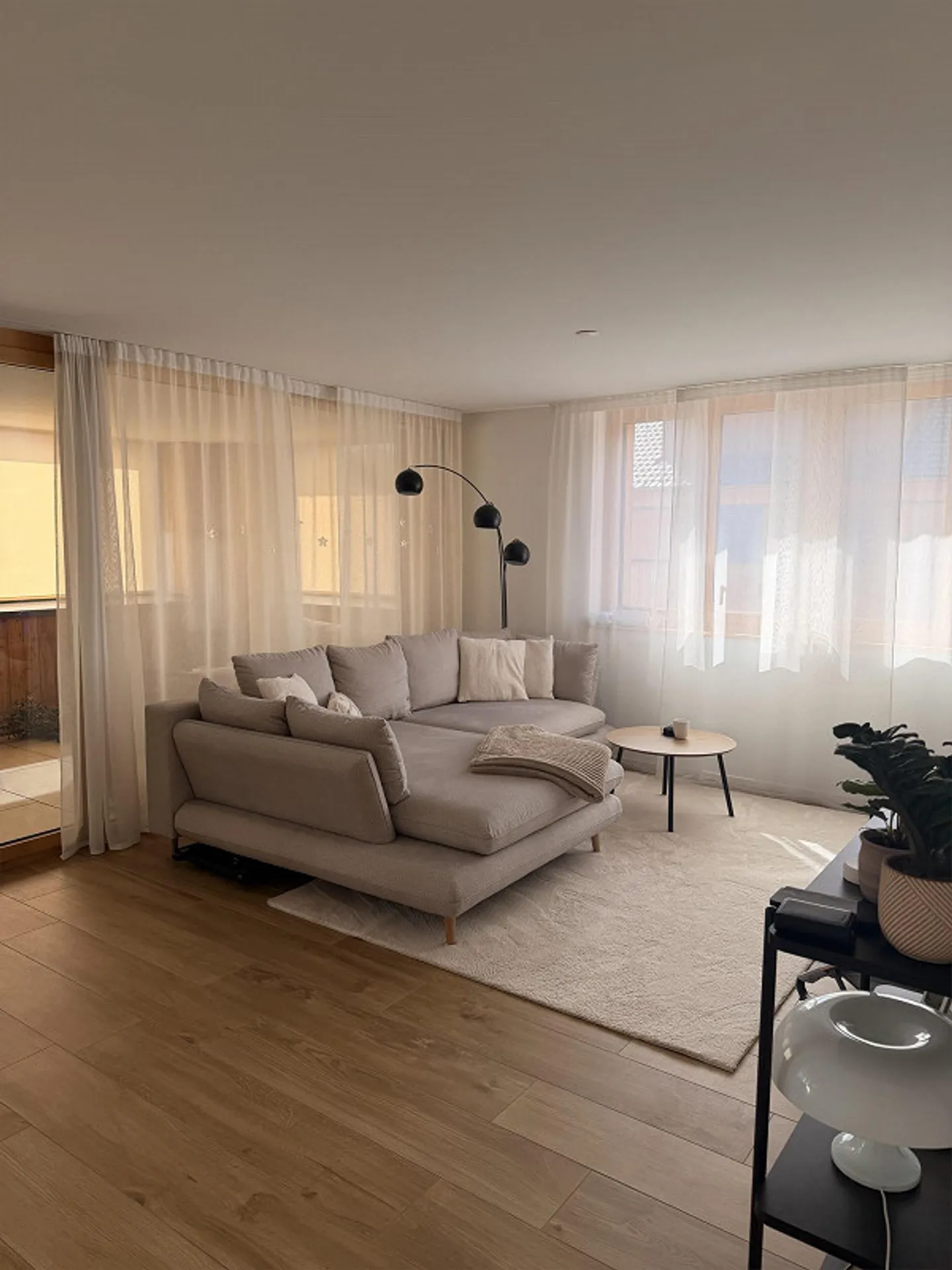 Modernes Apartment mit Bergblick - Foto 1 von 17