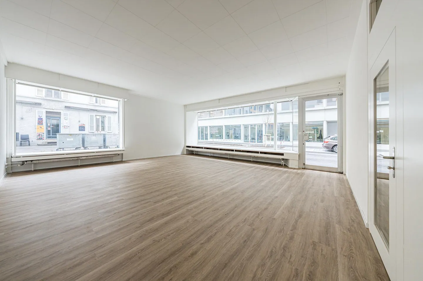 Espace de vente attrayant dans la Neustadt de Lucerne - Photo 2 sur 9