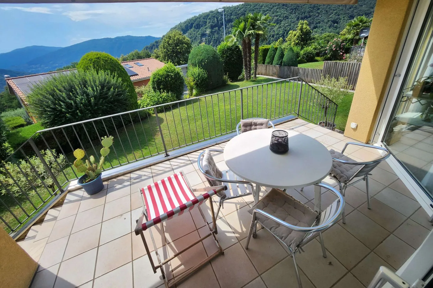Residenza elegante con ampia vista sul paesaggio - Foto 7 di 13