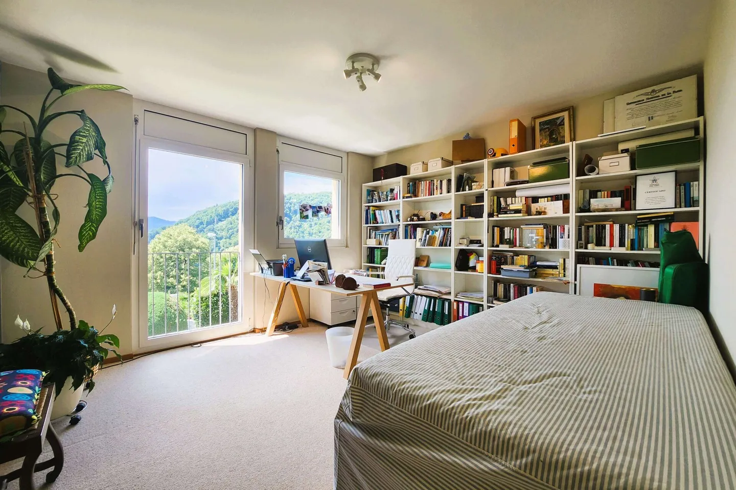 Residenza elegante con ampia vista sul paesaggio - Foto 8 di 13