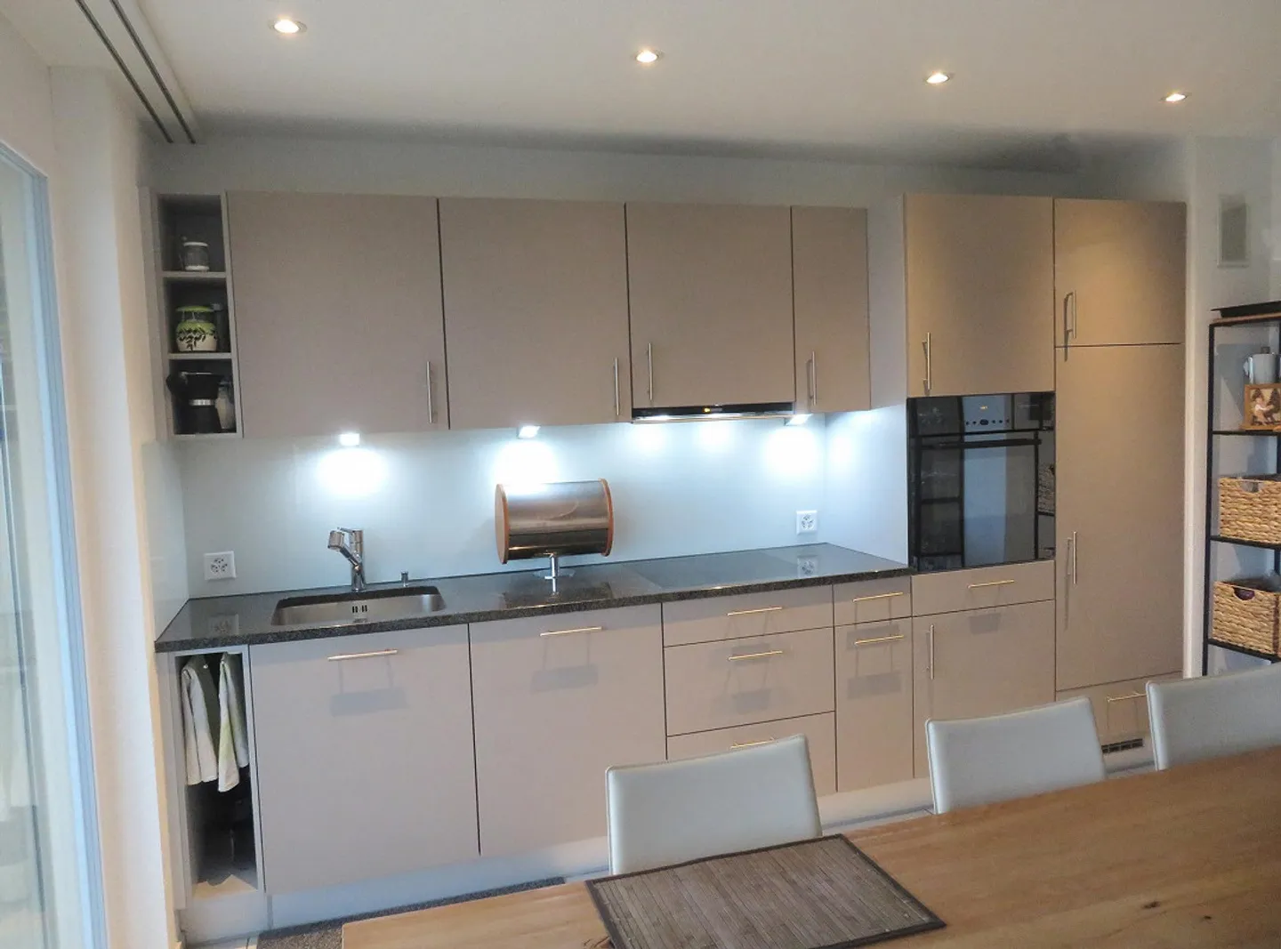 Living with a lot of privacy - Photo 2 of 5