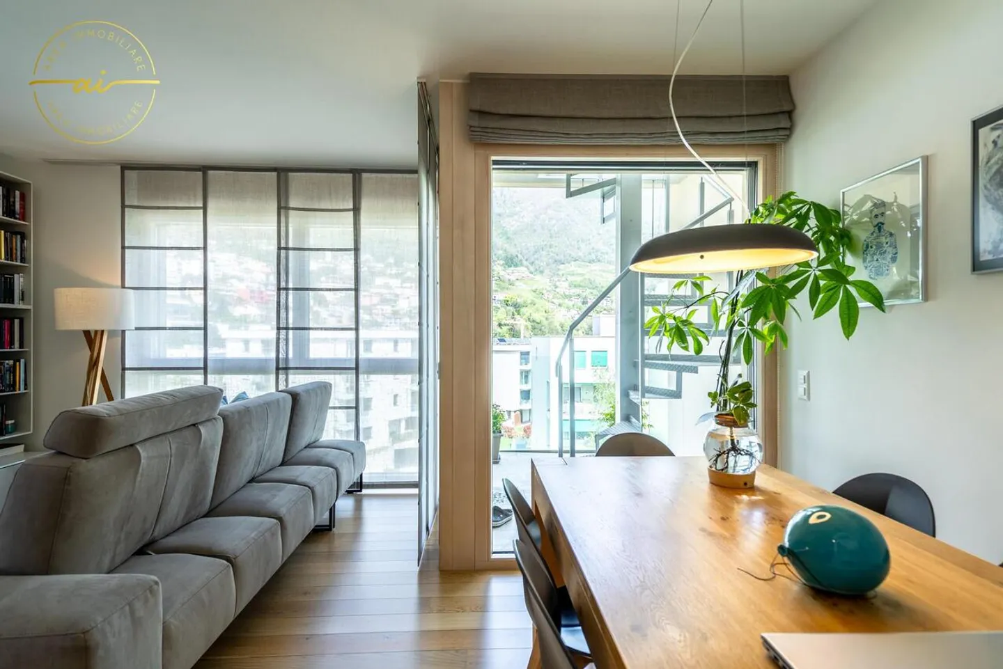 ATTICO MODERNO E LUMINOSO 3.5 LOCALI CON TERRAZZA PANORAMICA - Foto 1 di 13
