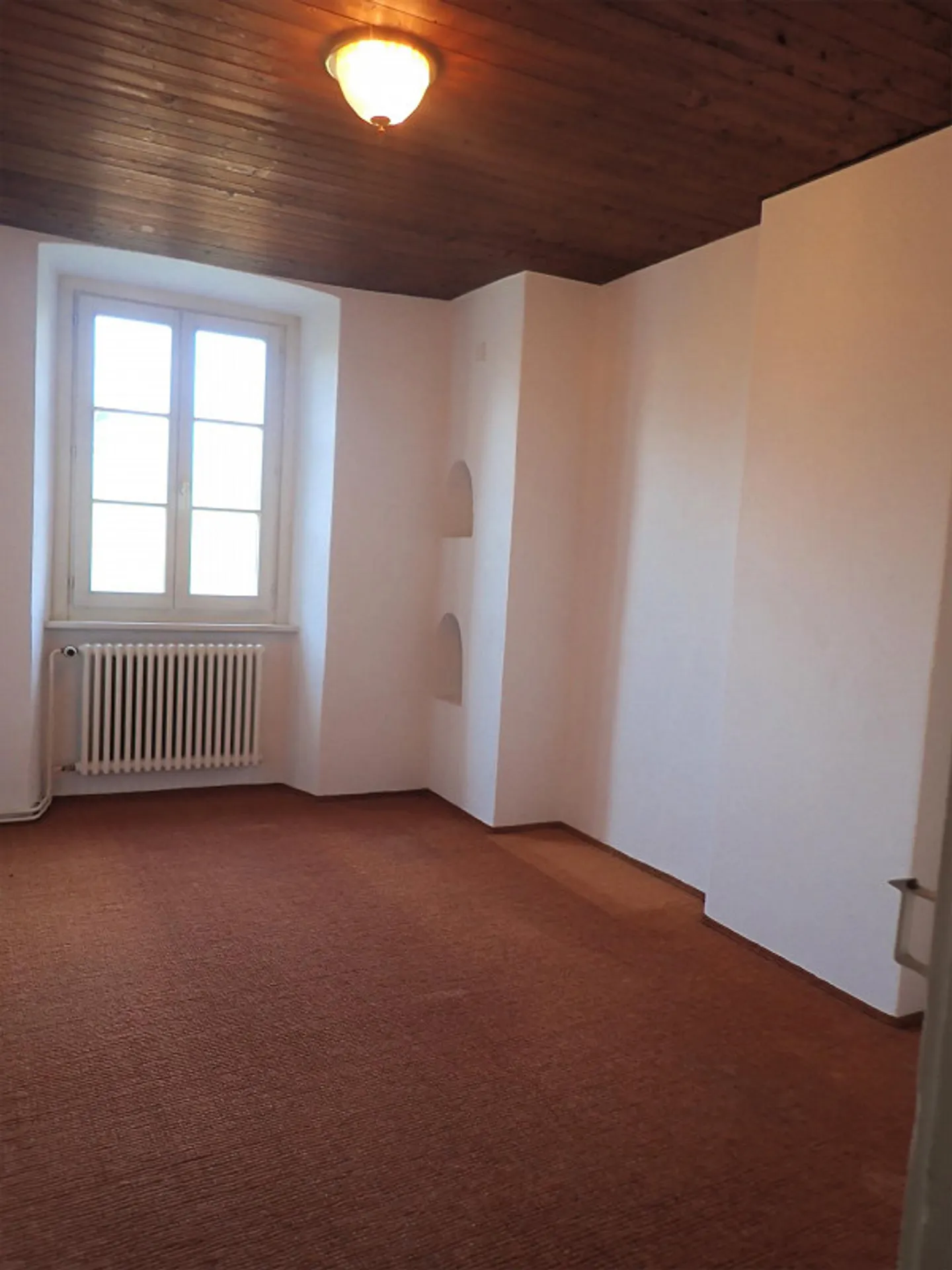 6 Room - Single-family house attached on one side - Photo 7 of 20