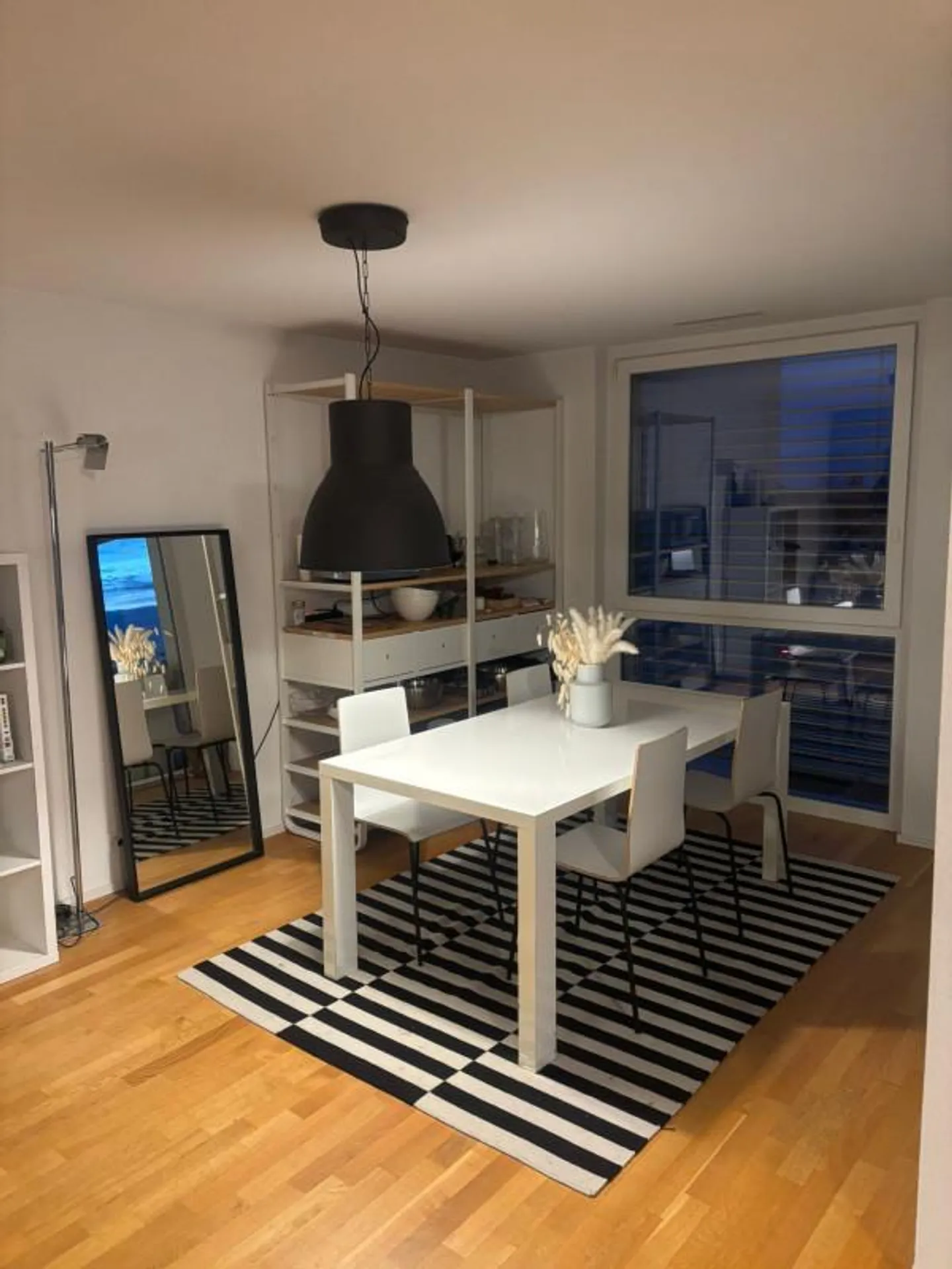 Spacieux appartement avec balcon - Lausanne - Foto 2 von 10