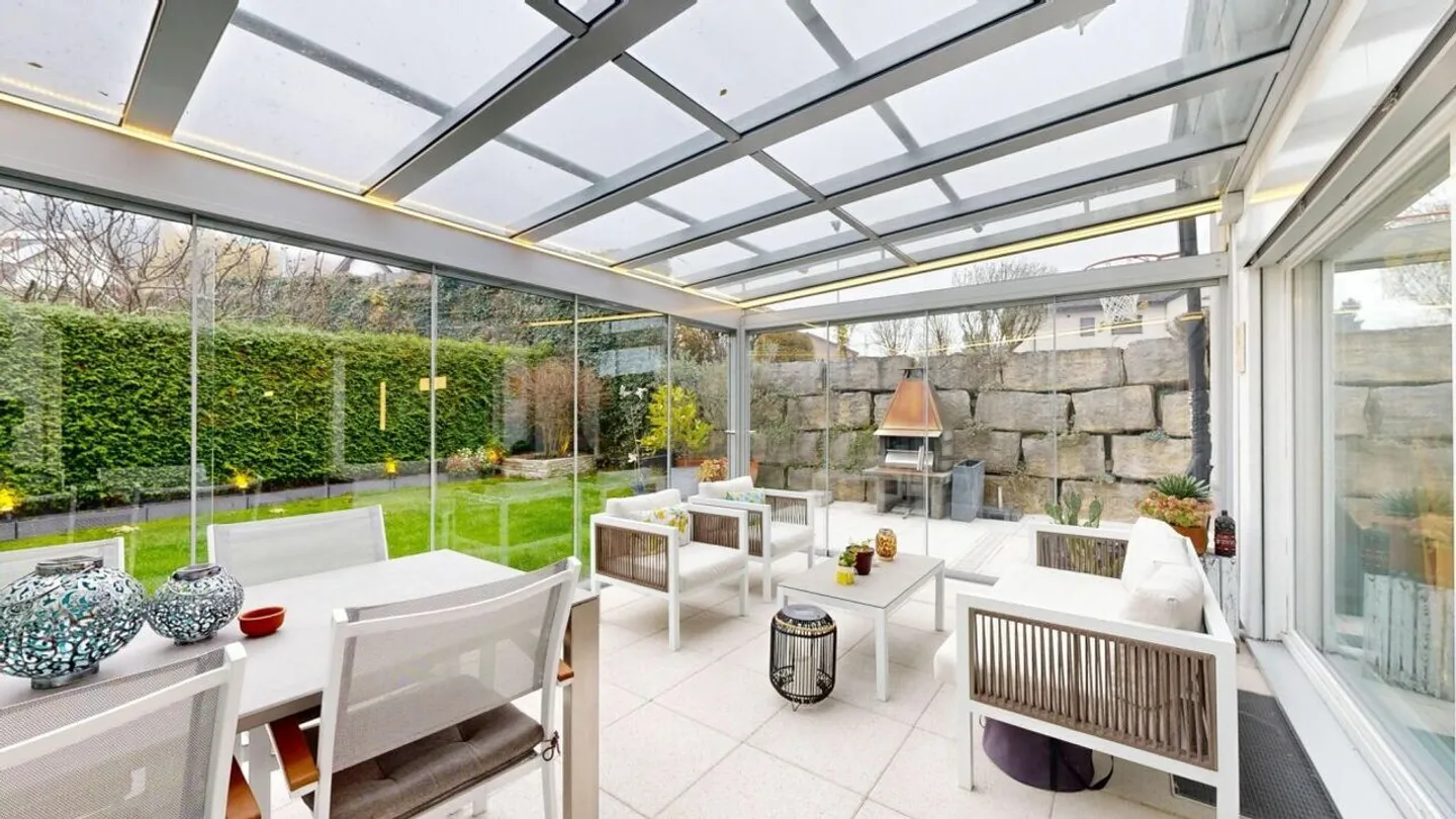 Modern and energy-efficient semi-detached single-family house in Regensdorf - Photo 2 of 20