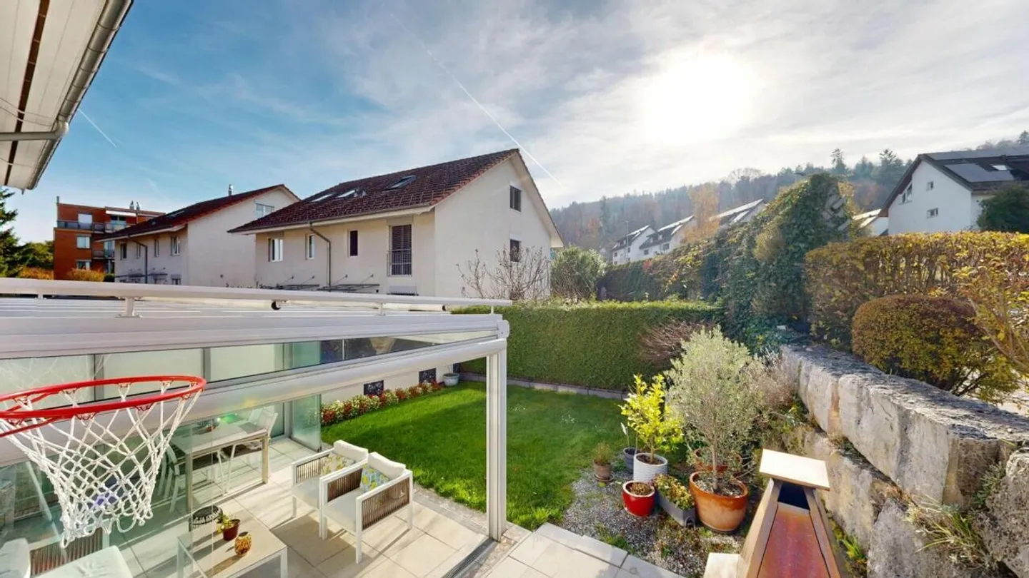 Modern and energy-efficient semi-detached single-family house in Regensdorf - Photo 3 of 20