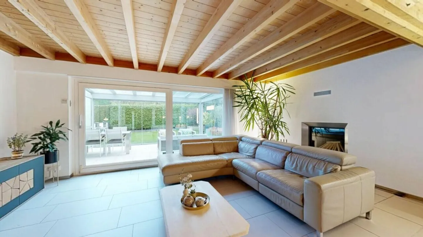 Modern and energy-efficient semi-detached single-family house in Regensdorf - Photo 5 of 20