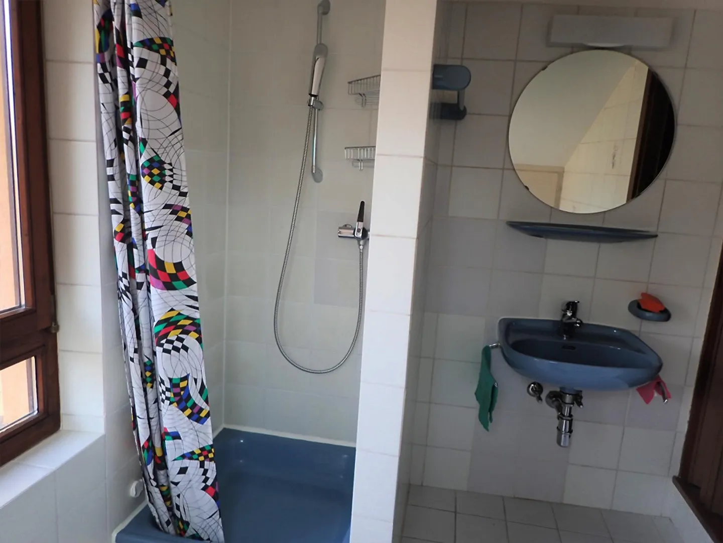 6 Room - Single-family house attached on one side - Photo 15 of 20