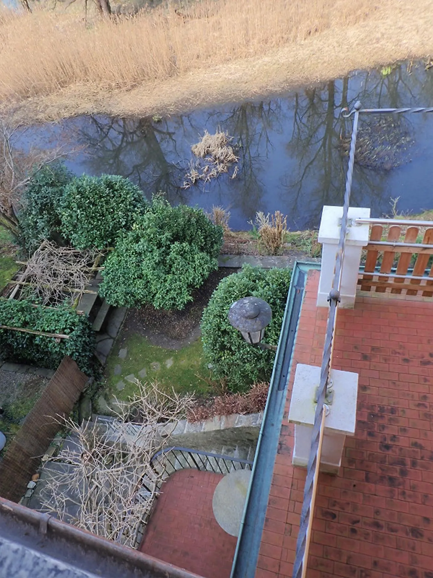 6 Room - Single-family house attached on one side - Photo 17 of 20