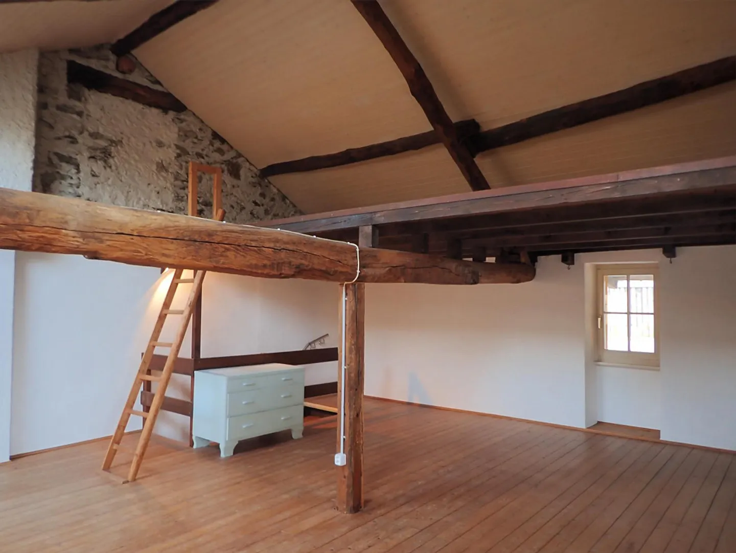 6 Room - Single-family house attached on one side - Photo 13 of 20