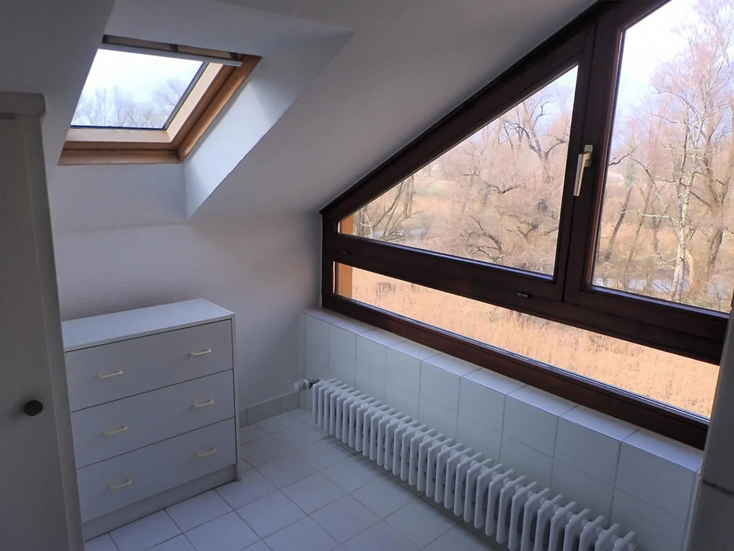 6 Room - Single-family house attached on one side - Photo 14 of 20