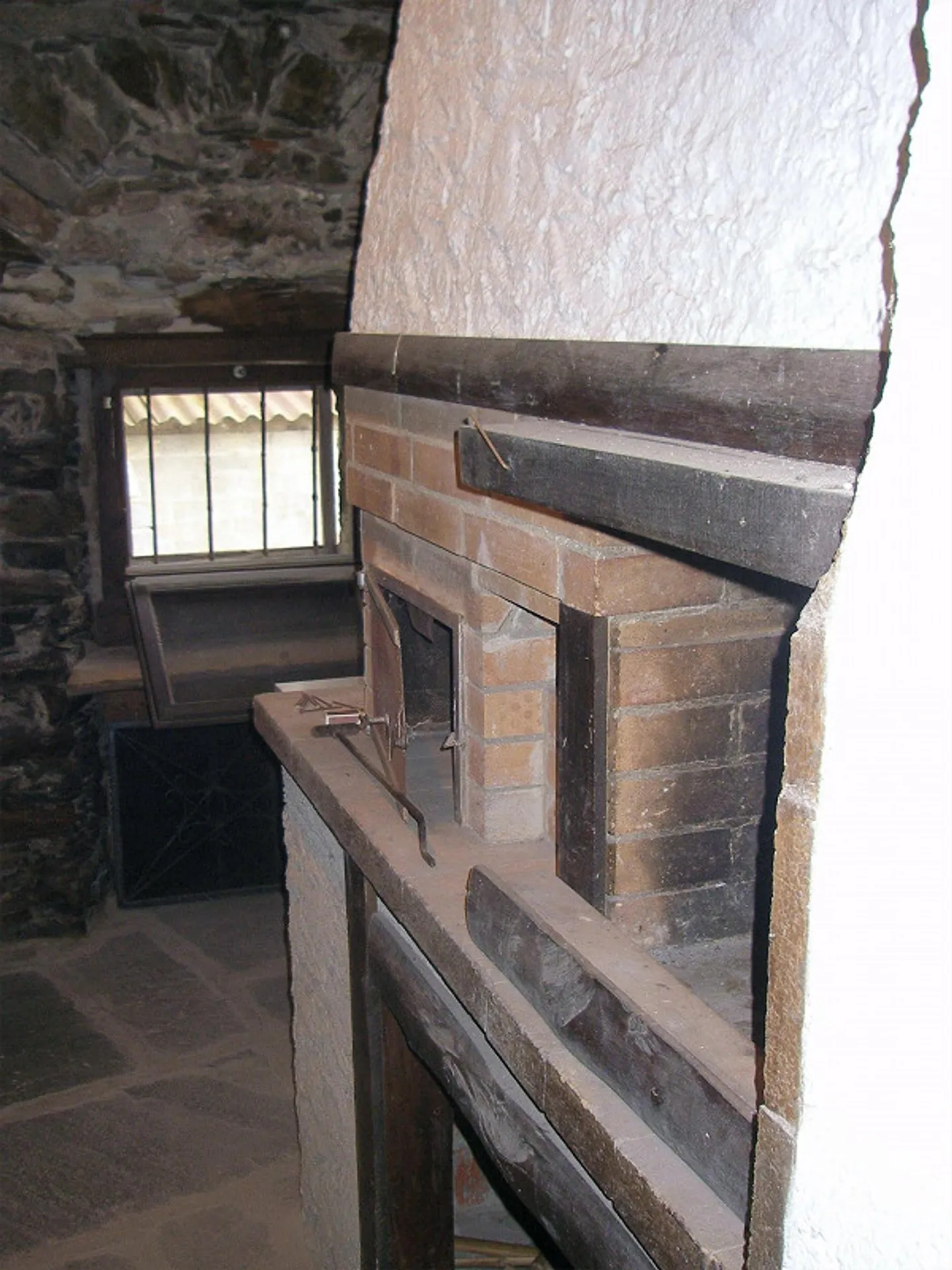 6 Room - Single-family house attached on one side - Photo 18 of 20