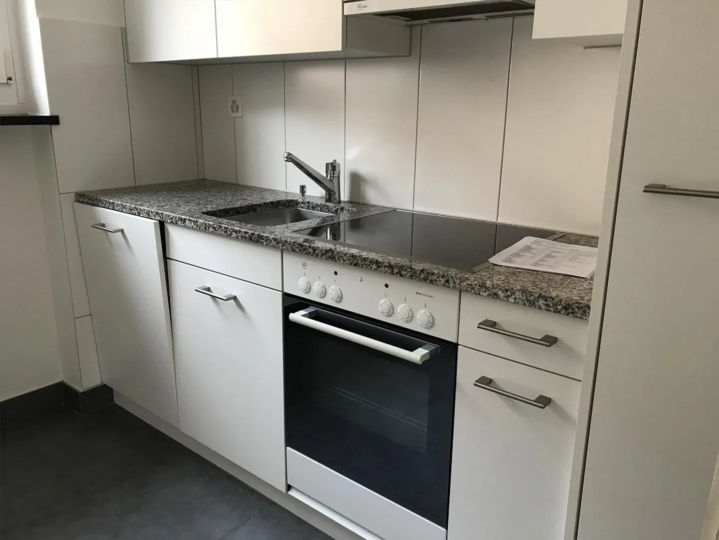 Affordable and centrally located - 3-room ground floor apartment - Photo 6 of 11