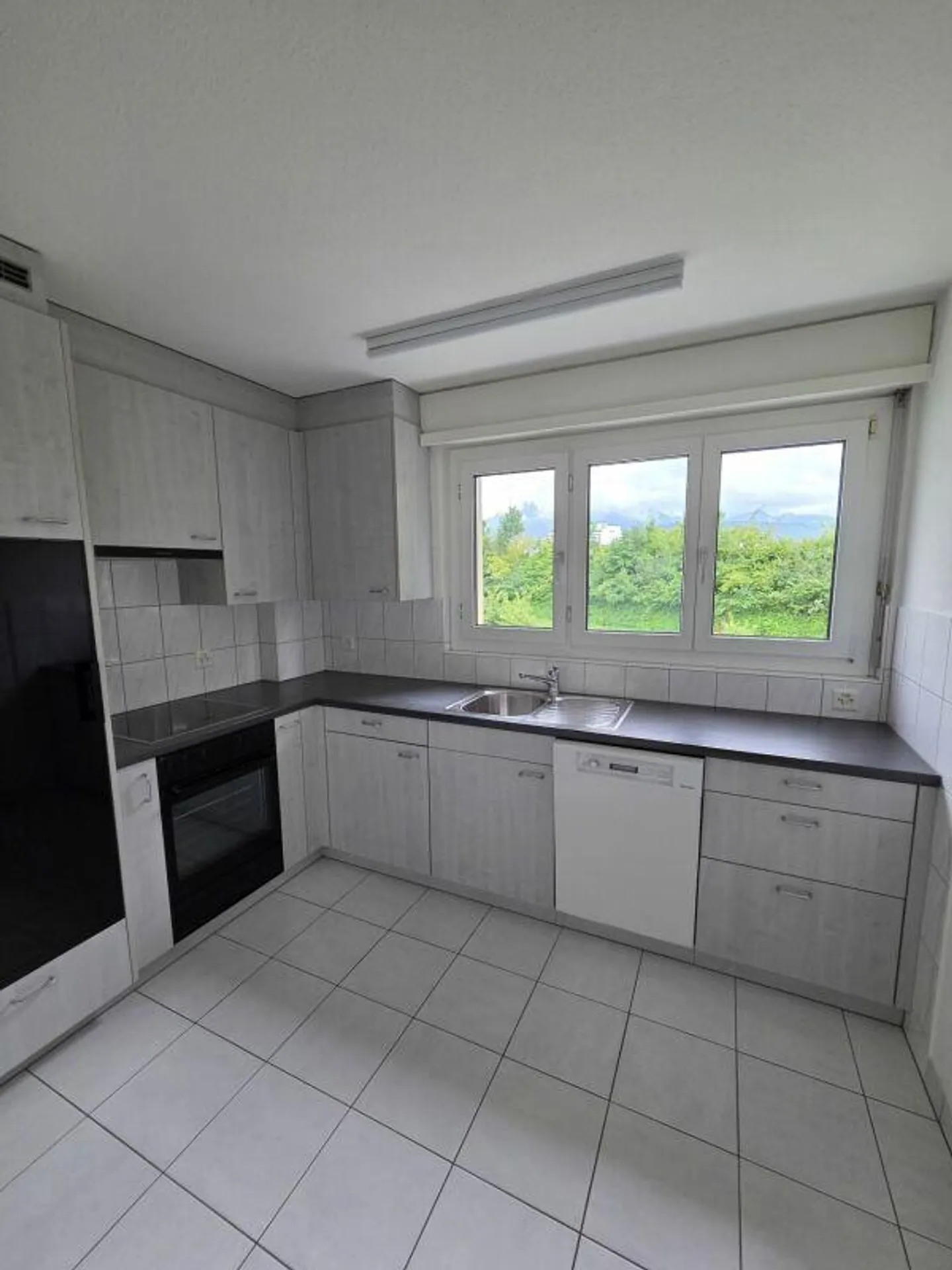 3-room apartment in a central location - Photo 2 of 7