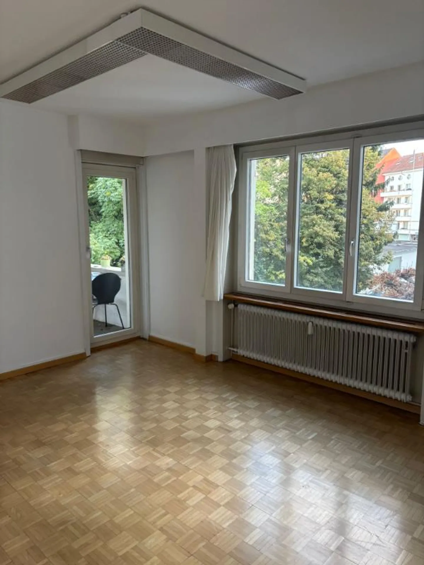 Bureau - Photo 2 sur 2