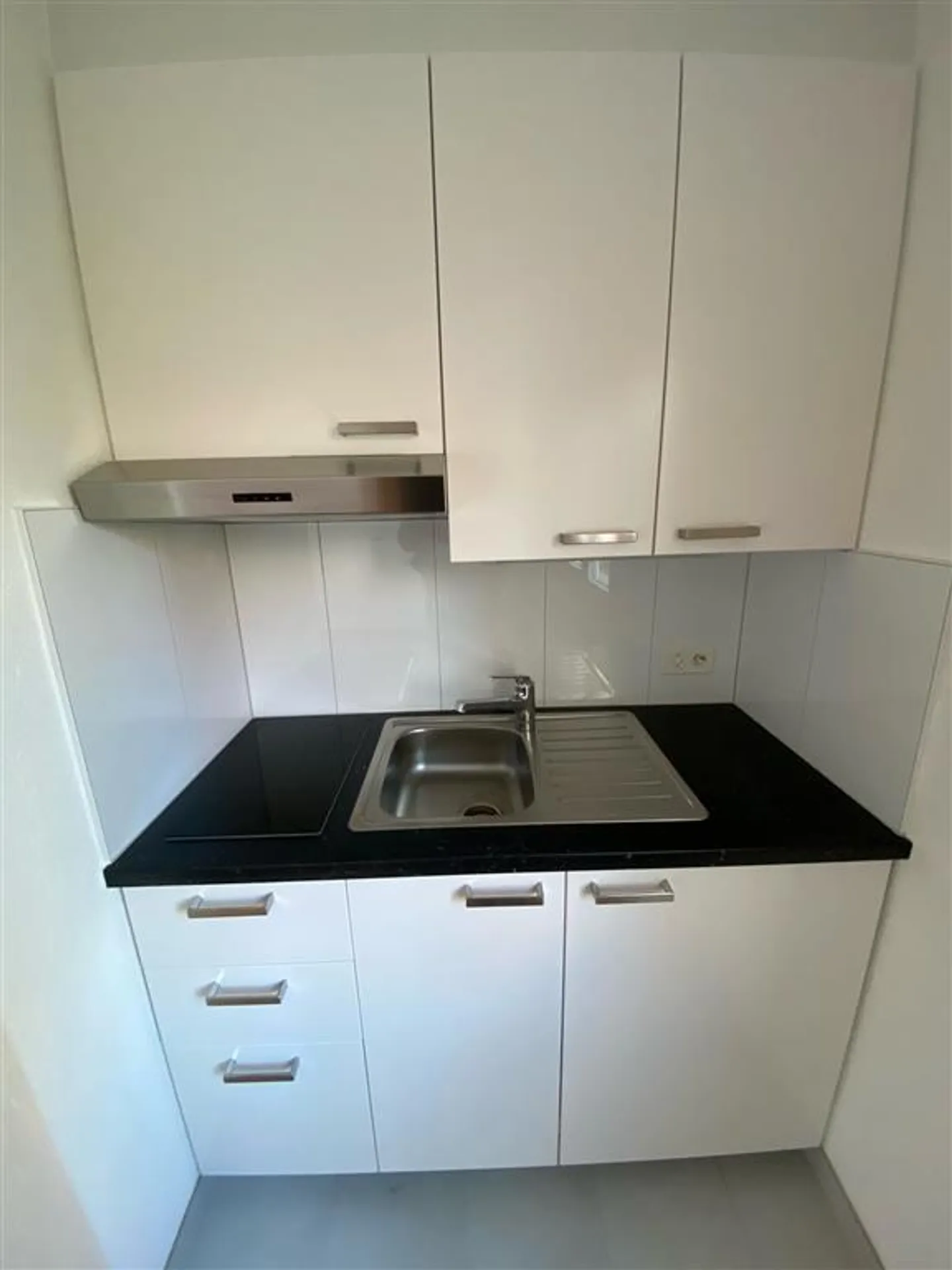 Appartement à louer - Photo 1 sur 3