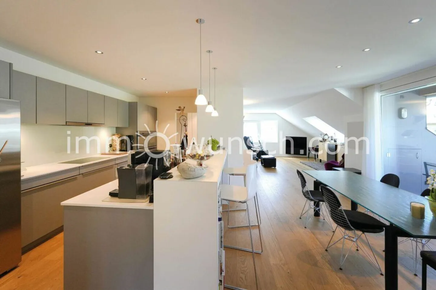 «Bijou 4 ½ Zimmer Dach-Eigentumswohnung» - Foto 4 von 13