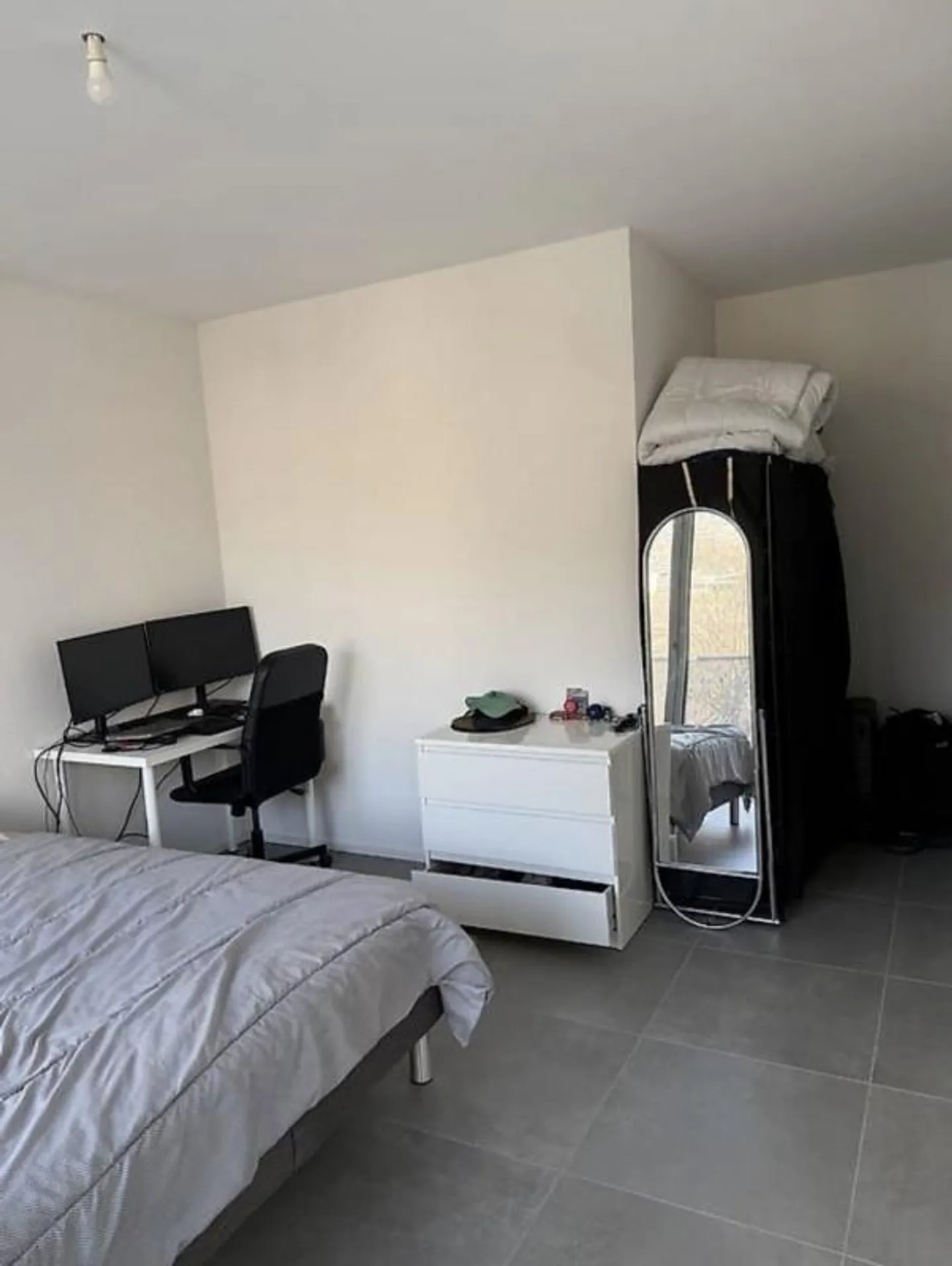 Wunderschöne 2,5-Zimmer-Wohnung mit Balkon - Vevey - Foto 6 von 8