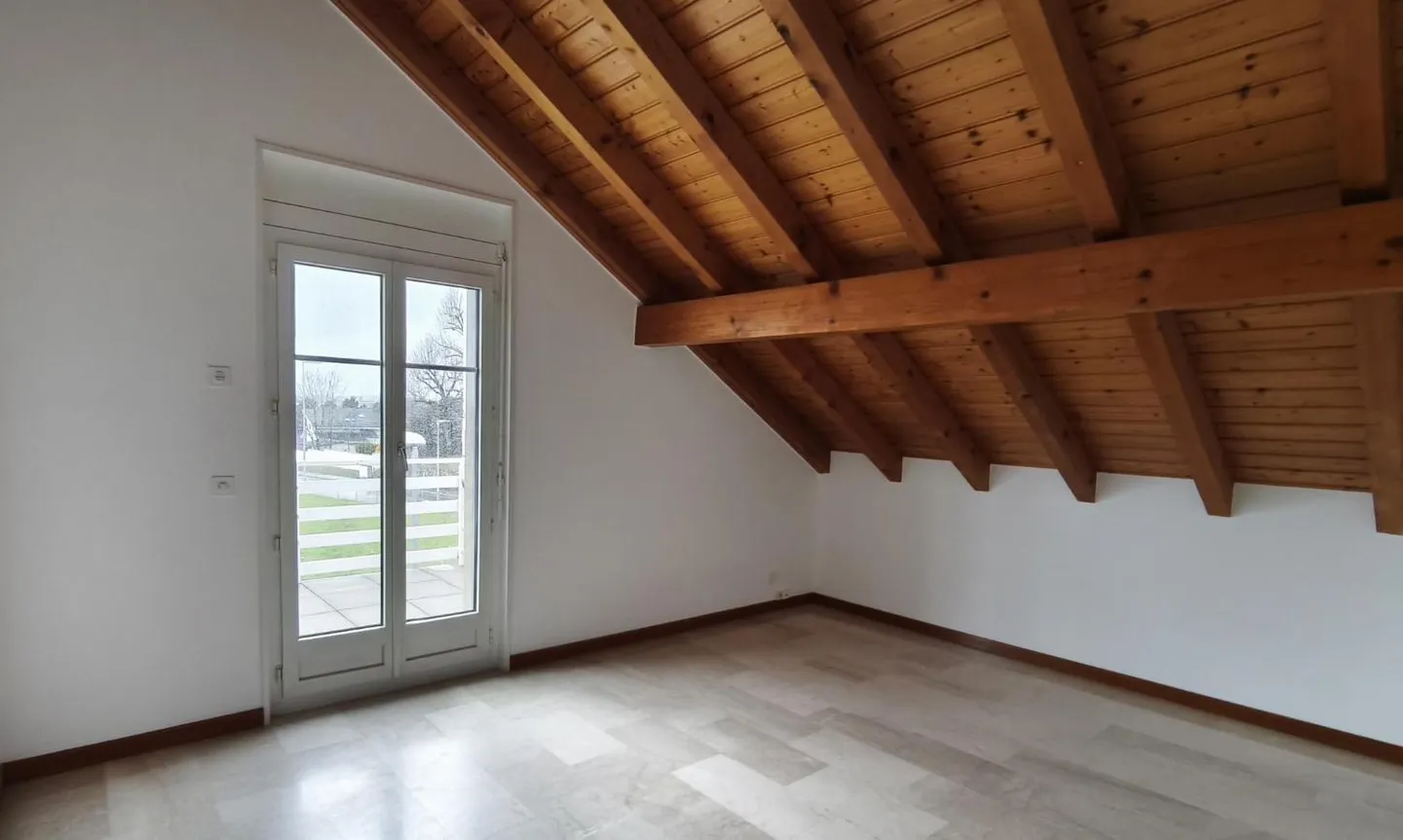 Bel appartement de 3,5 pièces avec deux terrasses au 2ème étage - Photo 5 sur 7