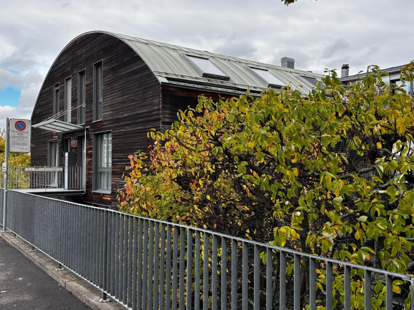 Room in shared apartment - Photo 5 of 5