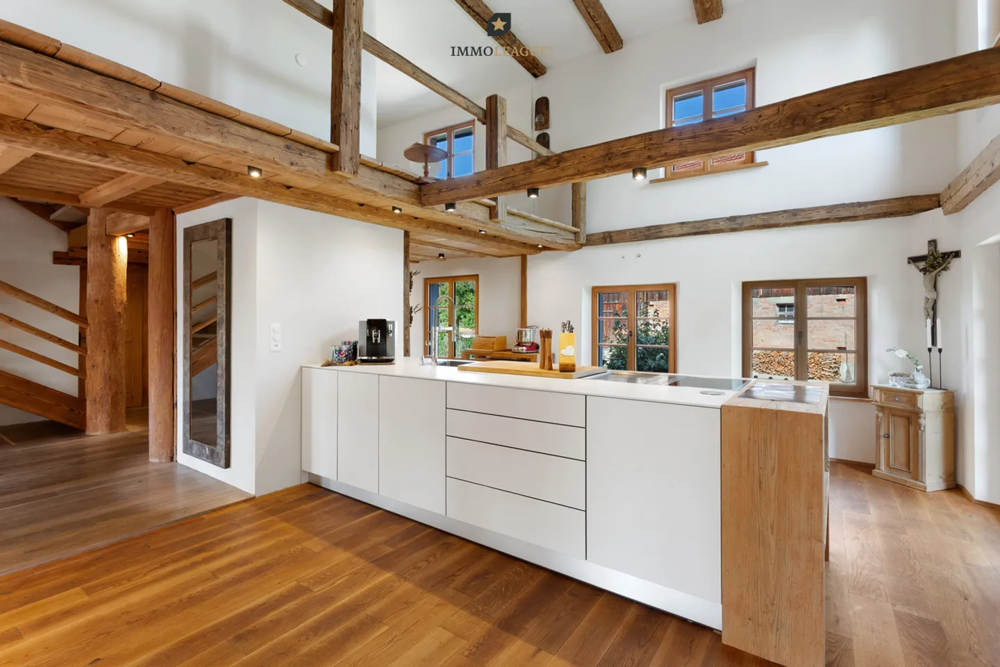 Vivere elegante con molto spazio in una posizione vicina alla natura - Foto 2 di 9