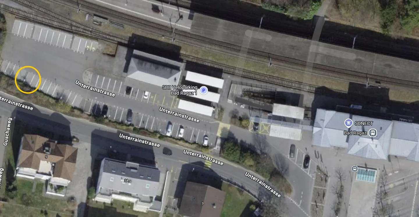 Posto auto direttamente alla stazione di Bad Ragaz - Foto 2 di 2