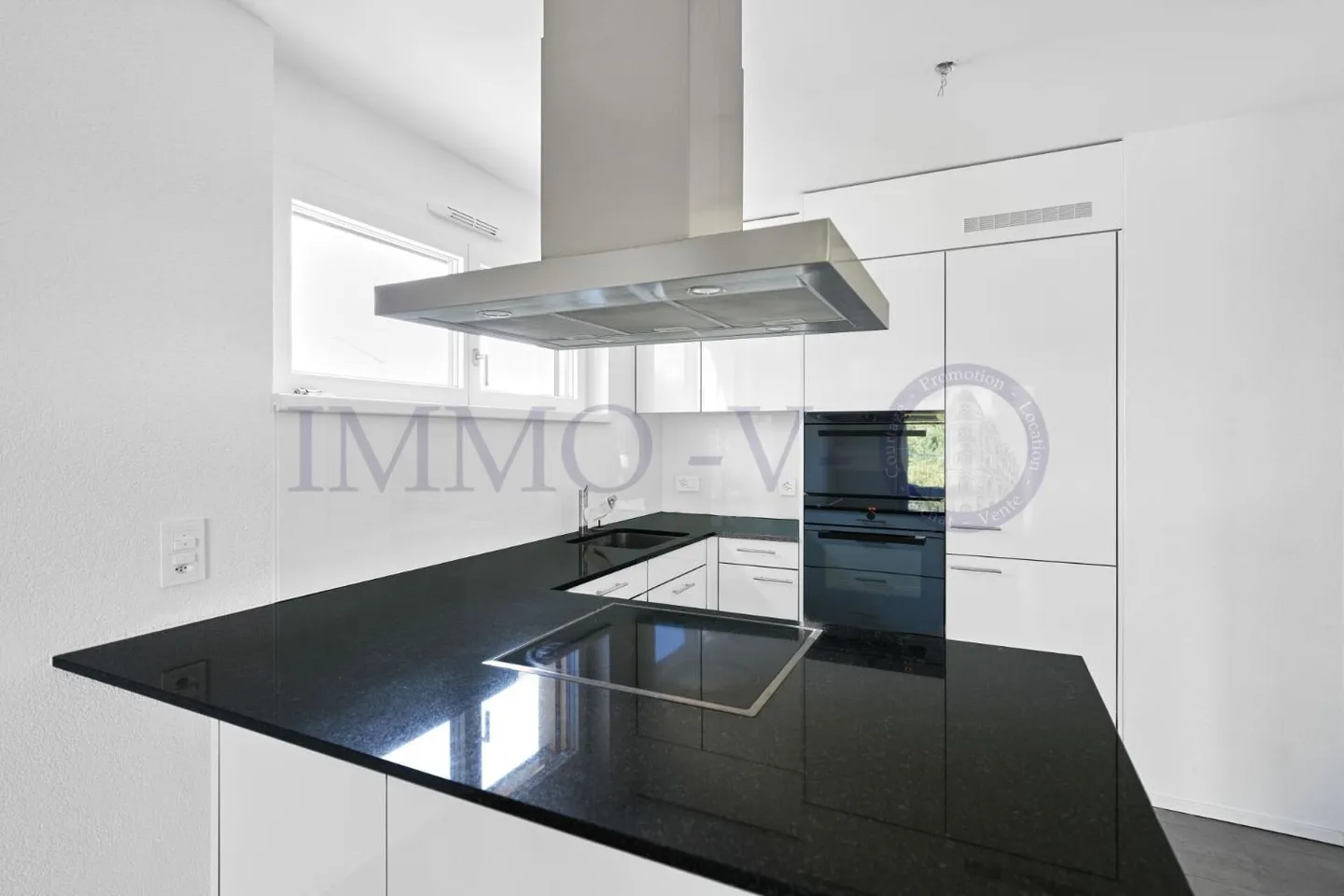 Appartement de Luxe avec Terrasse - Photo 4 sur 9