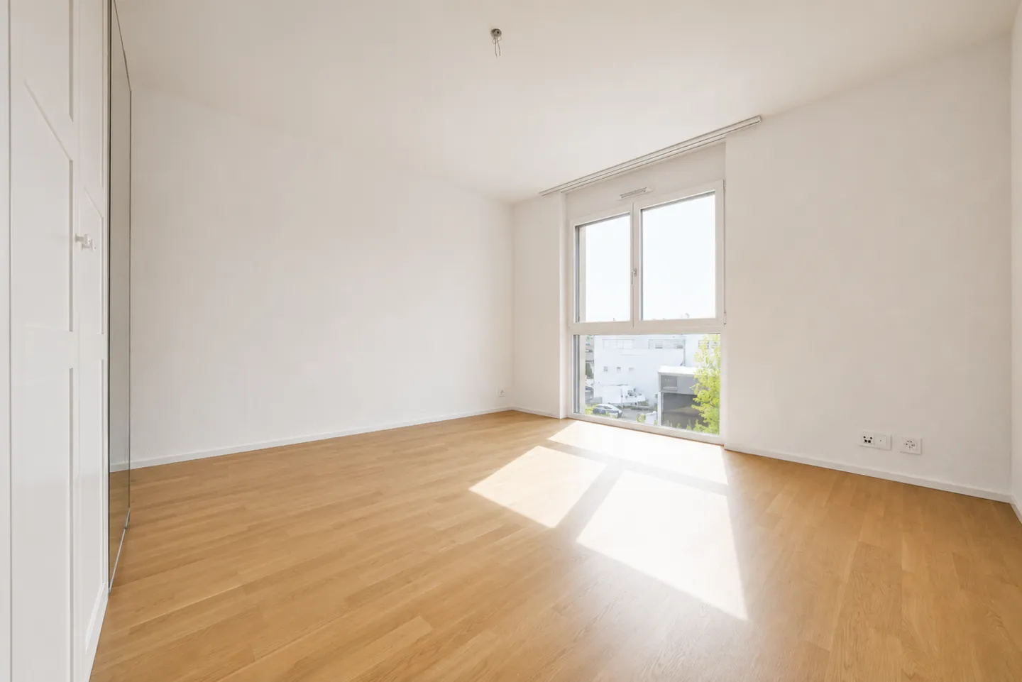 Appartement de Luxe avec Terrasse - Photo 5 sur 9