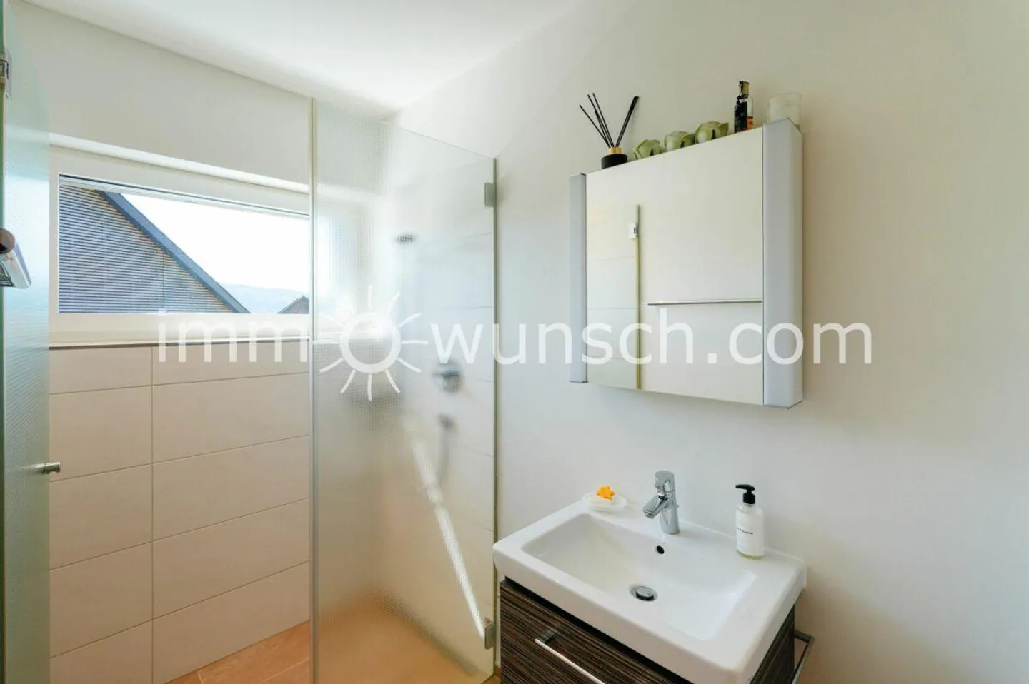 «Bijou 4 ½ Zimmer Dach-Eigentumswohnung» - Foto 10 von 13