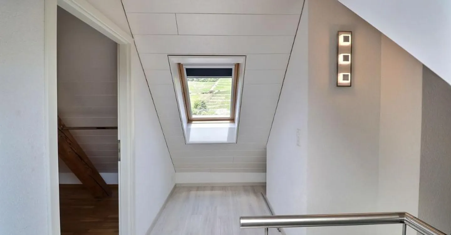 DUPLEX MIT EINZIGARTIGEM CHARAKTER IM ZENTRUM VON AIGLE - Foto 11 von 11