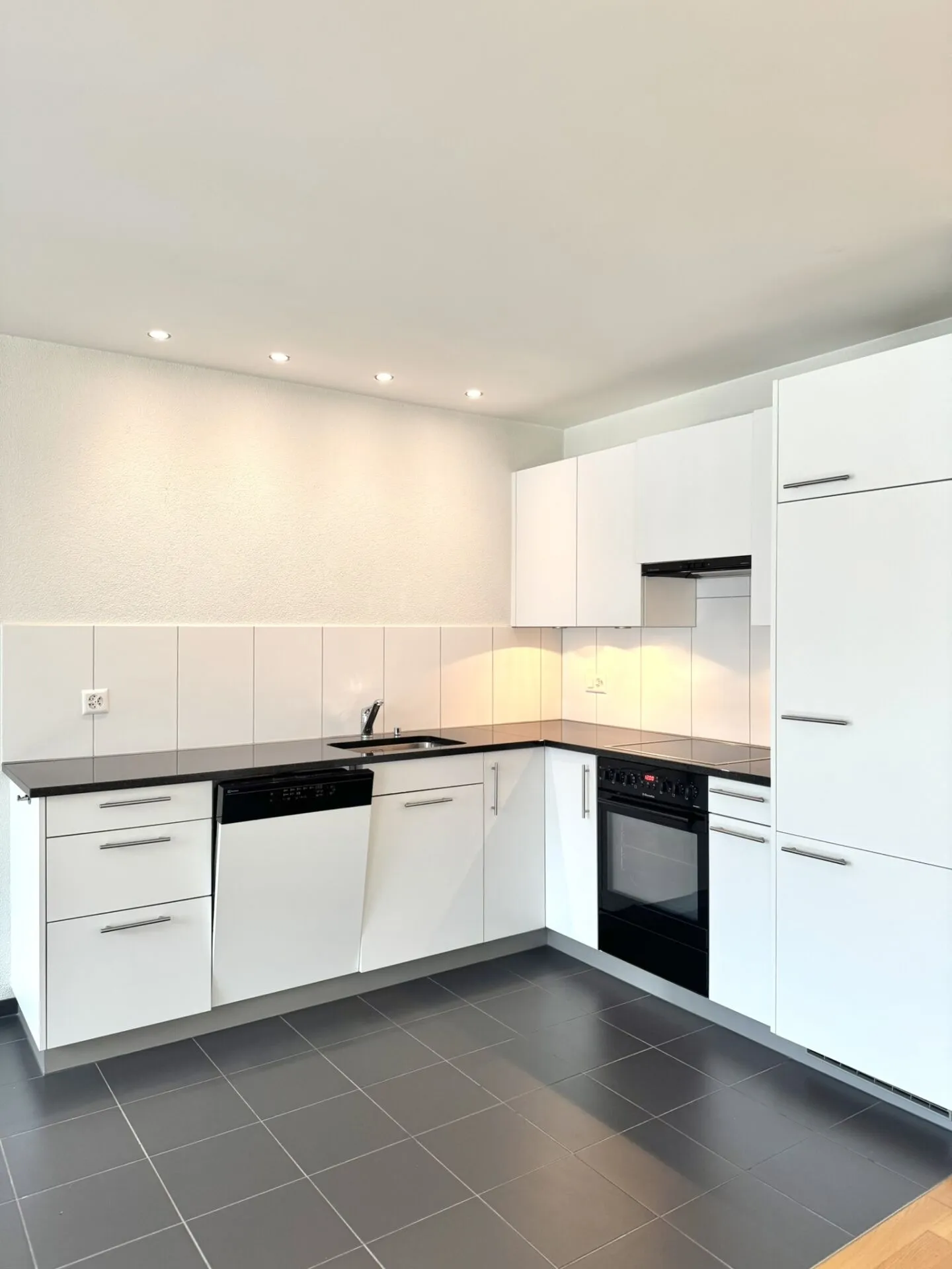 2.5-room apartment in Glarus - Photo 3 of 6