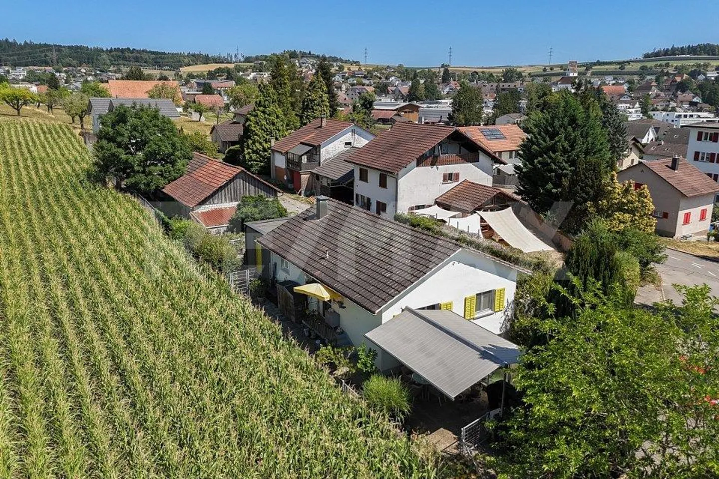 Maison individuelle dans un emplacement calme et ensoleillé à la limite de la zone de construction - Photo 12 sur 13