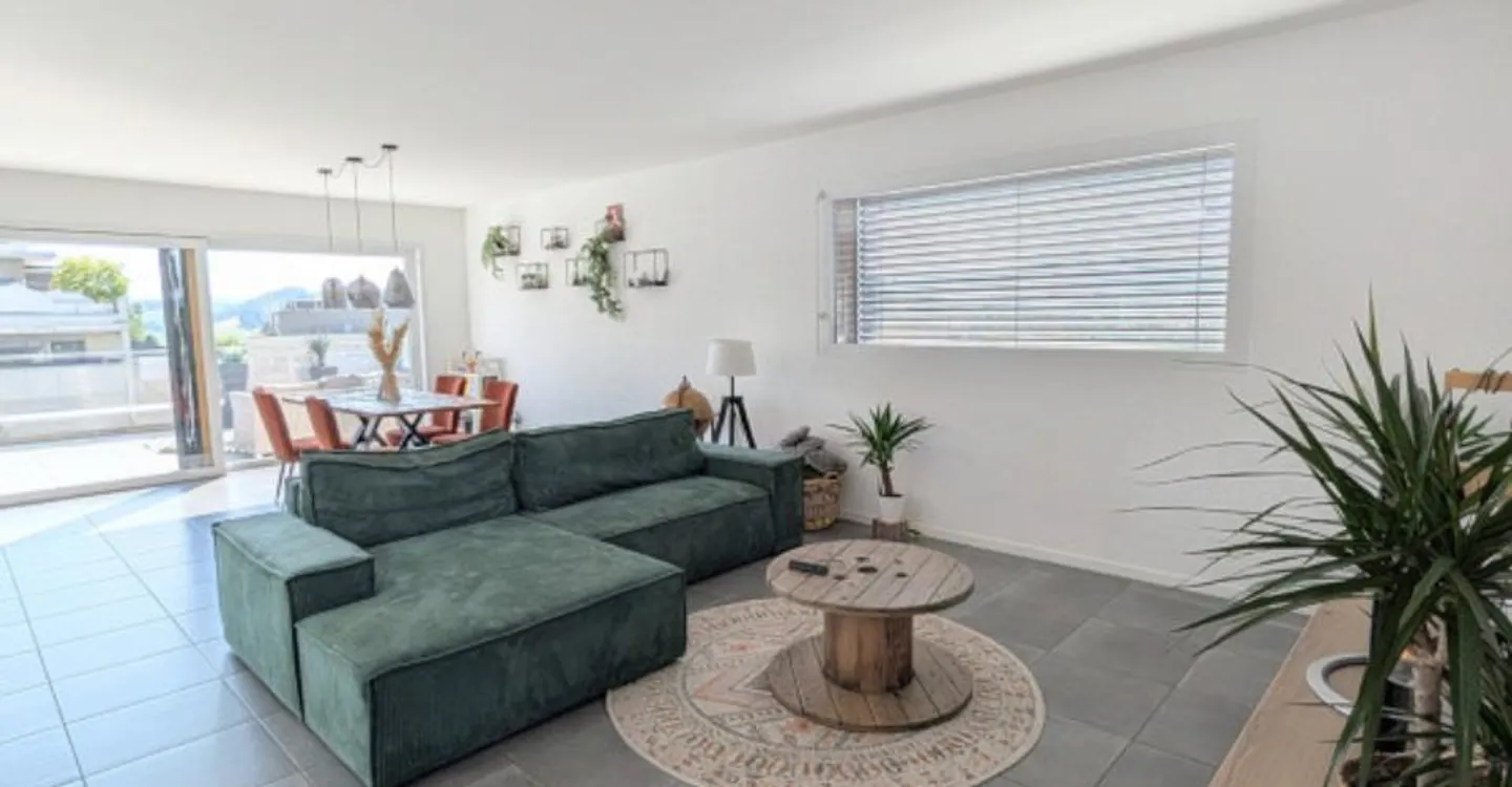 Preissenkung für diese superbe 4 Zimmer! Panoramaterrasse! - Foto 3 von 10