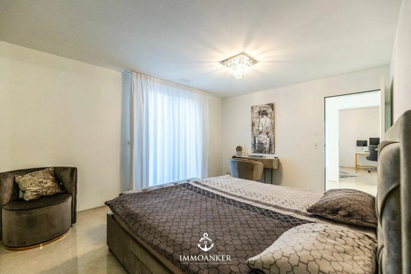 Appartement de rêve sur la pente sud avec une vue imprenable sur les montagnes et la terrasse - Photo 6 sur 12