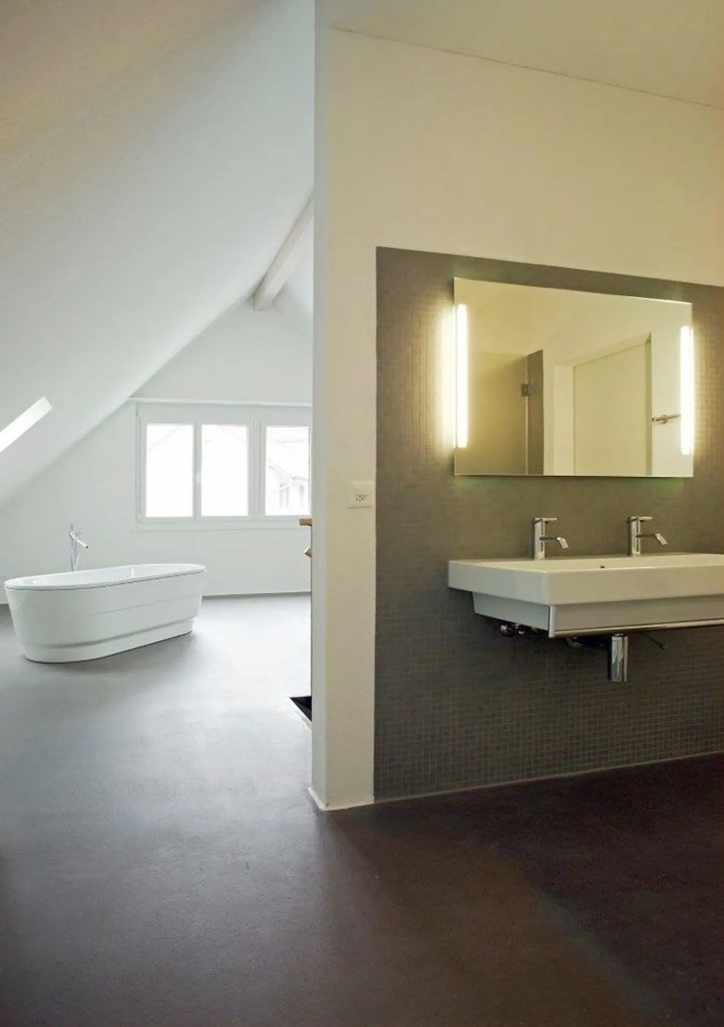 Dreamlike Penthouse in Loft Style - Photo 1 of 5